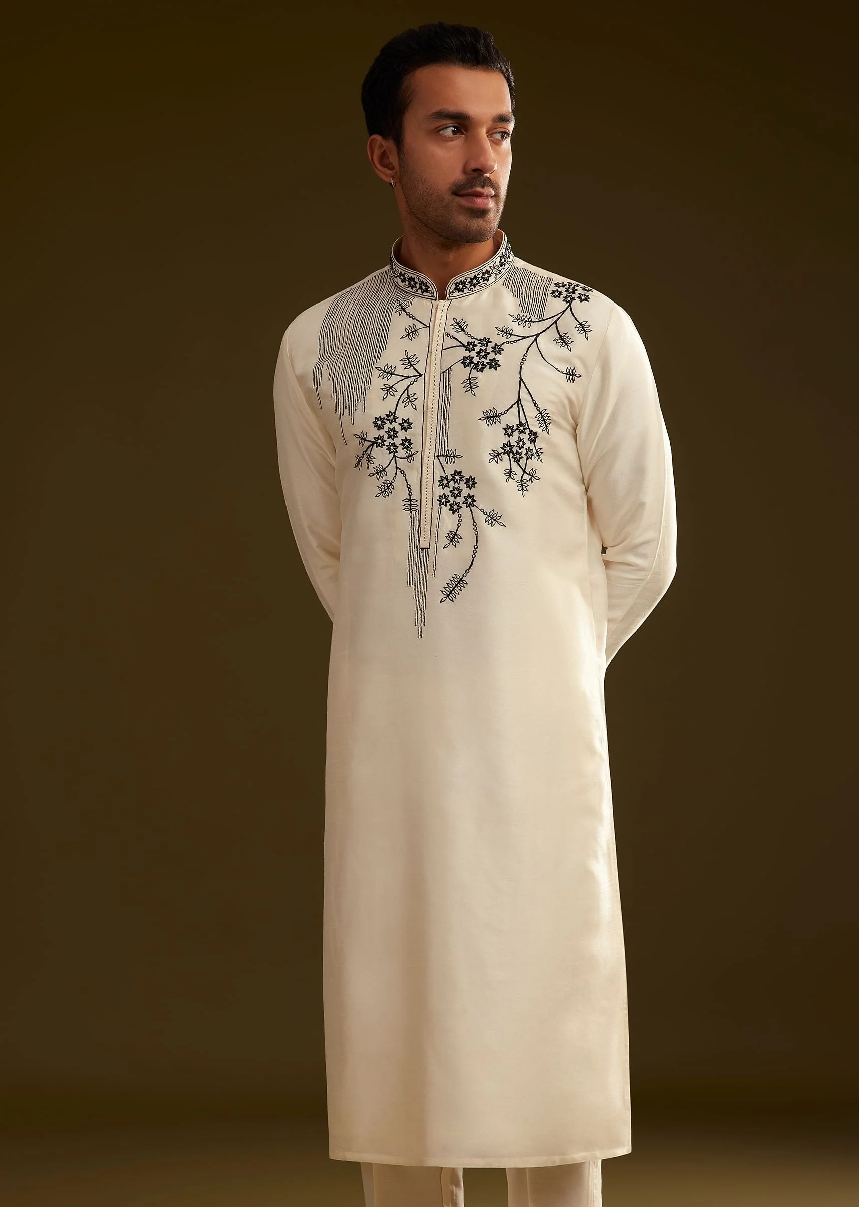 Cream Silk Kurta Set With Monochromatic Floral Embroidery - Image 4