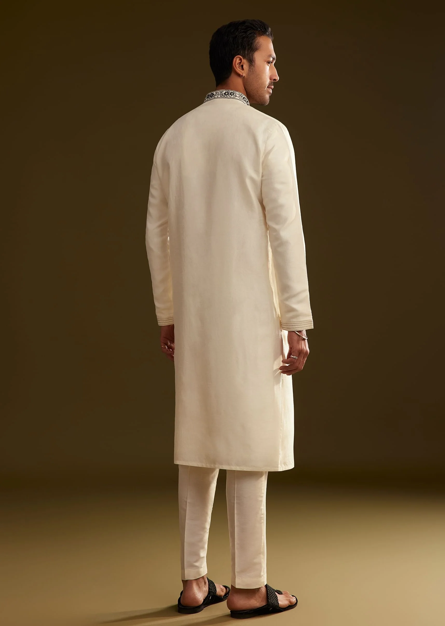 Cream Silk Kurta Set With Monochromatic Floral Embroidery - Image 5