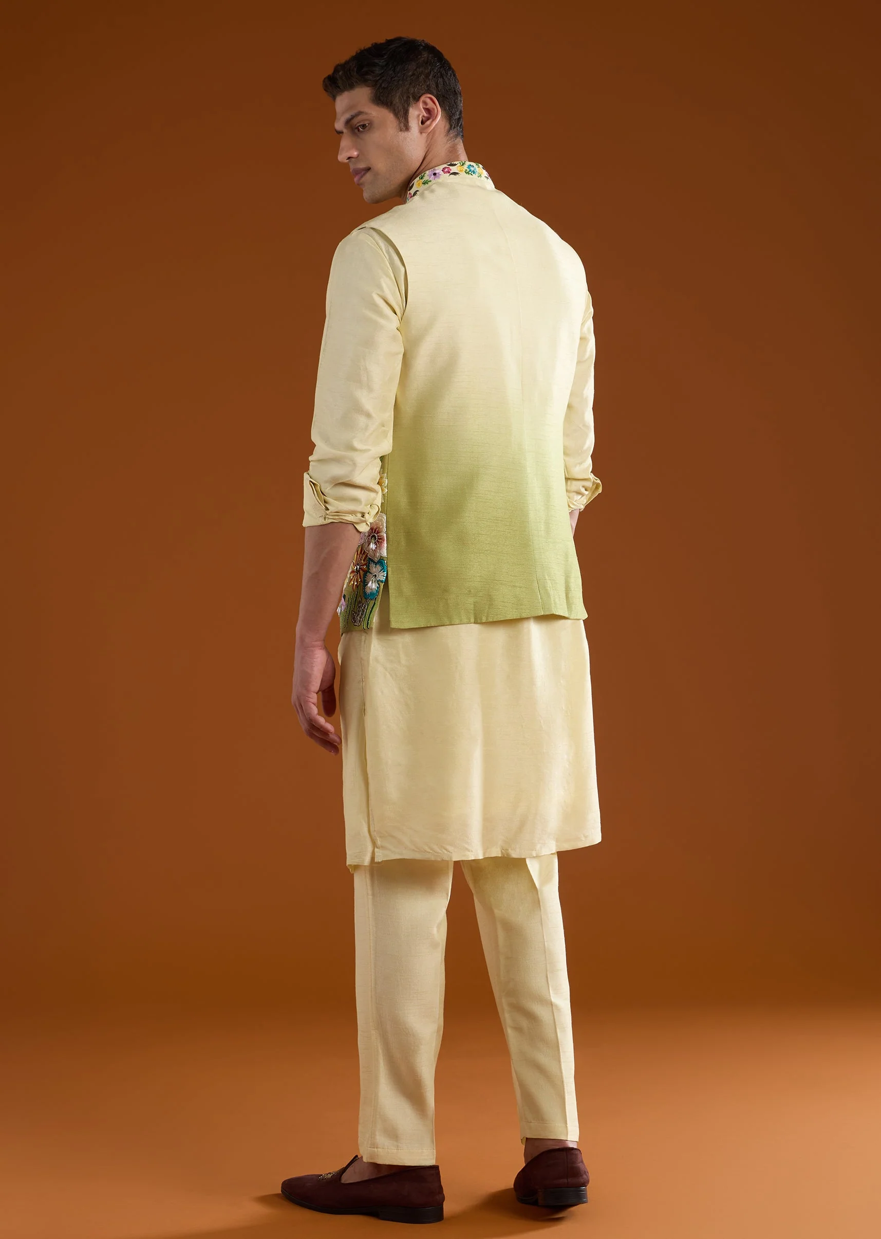 Cream Silk Jacket Kurta Set with Thread Work - Image 5