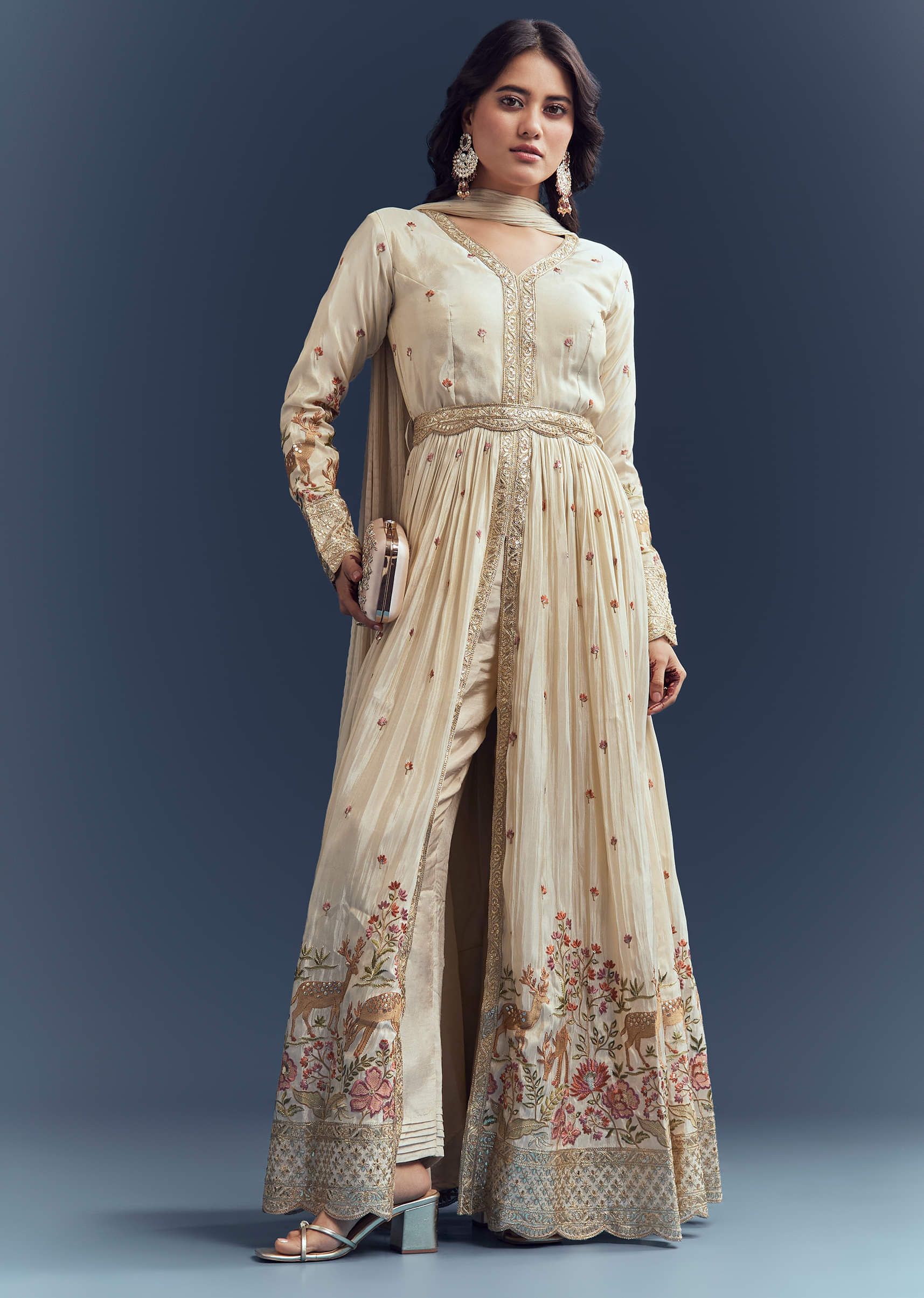 Cream Tissue Anarkali Suit With Delicate Resham Embroidery - Image 4