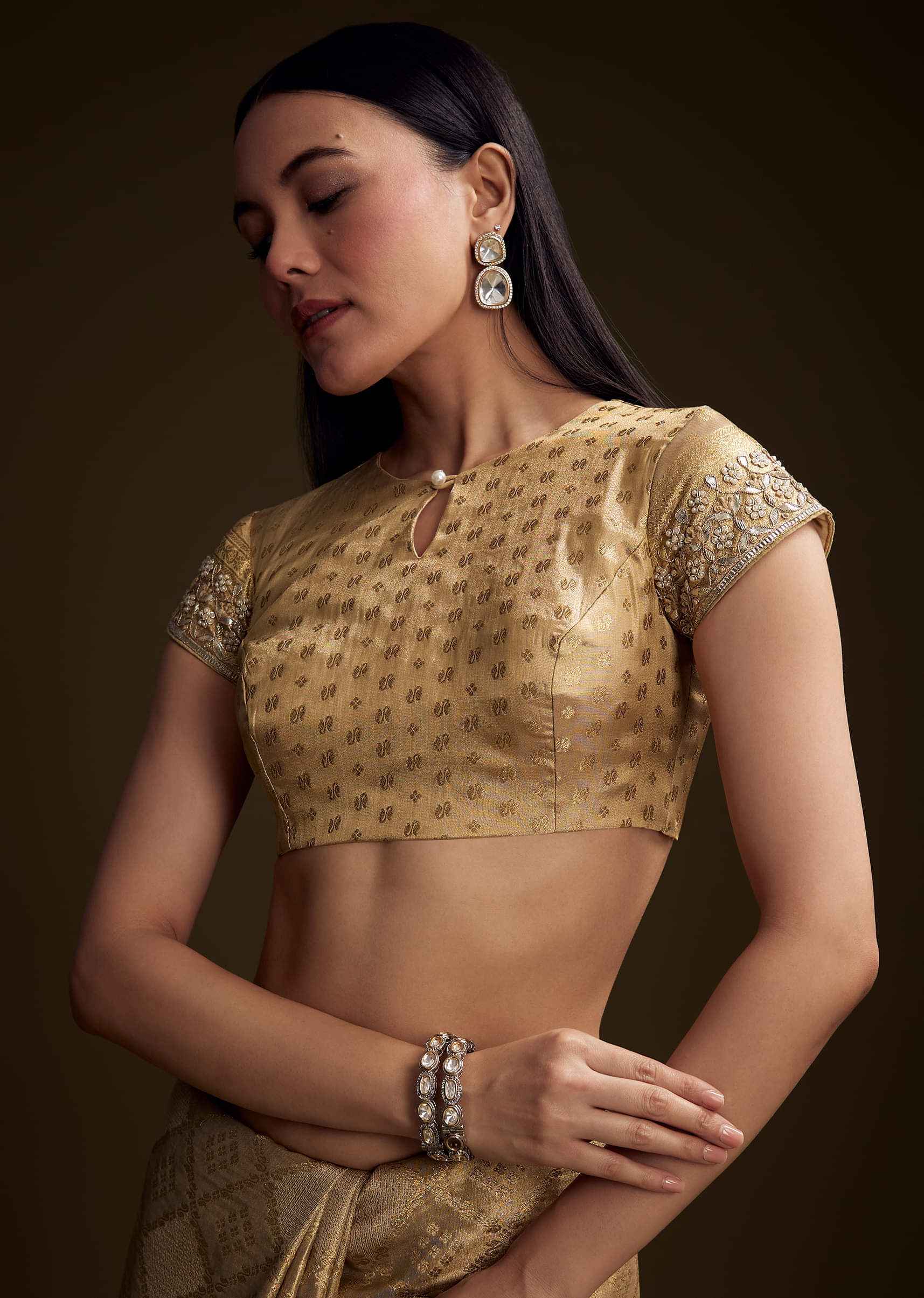 Cream Tissue Brocade Saree With Gotapatti And Moti Embroidery - Image 6