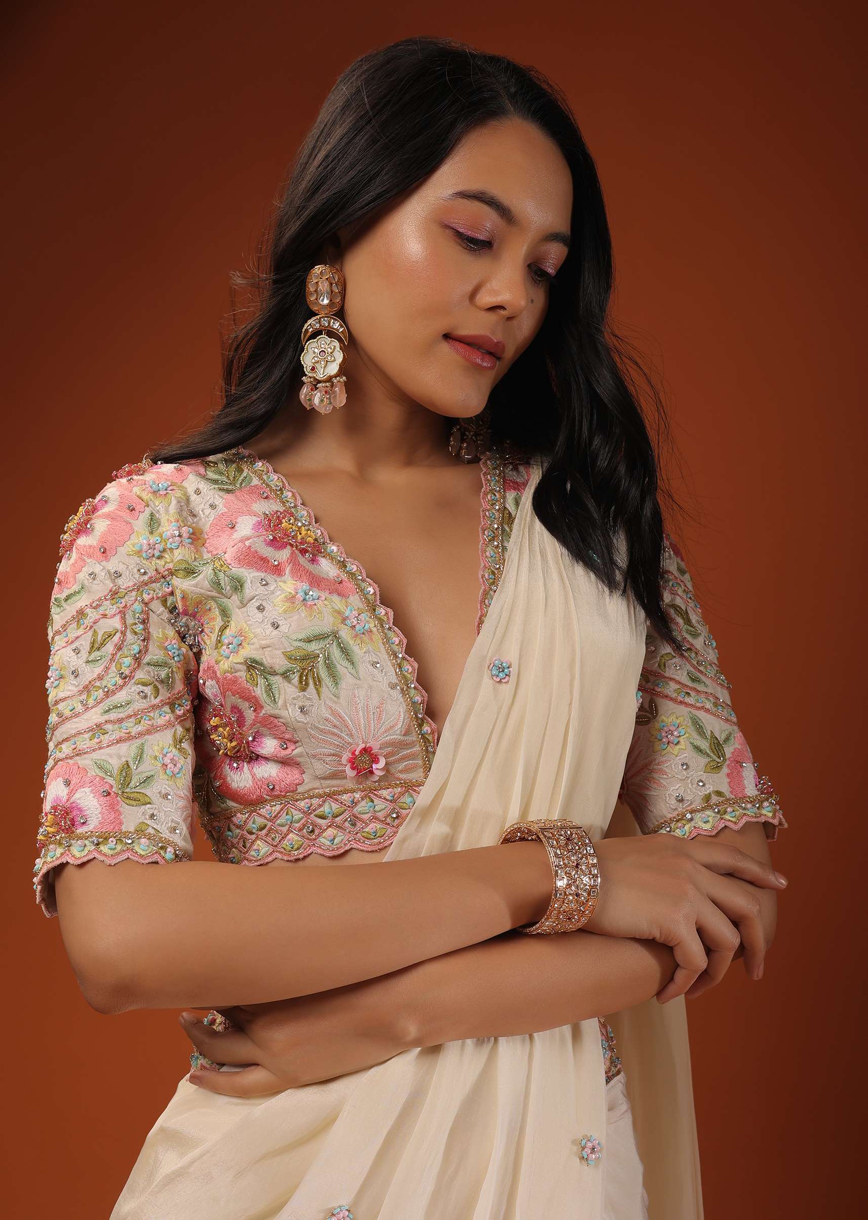 Cream White Ready Pleated Saree With Floral Hand Work On The Blouse - Image 4