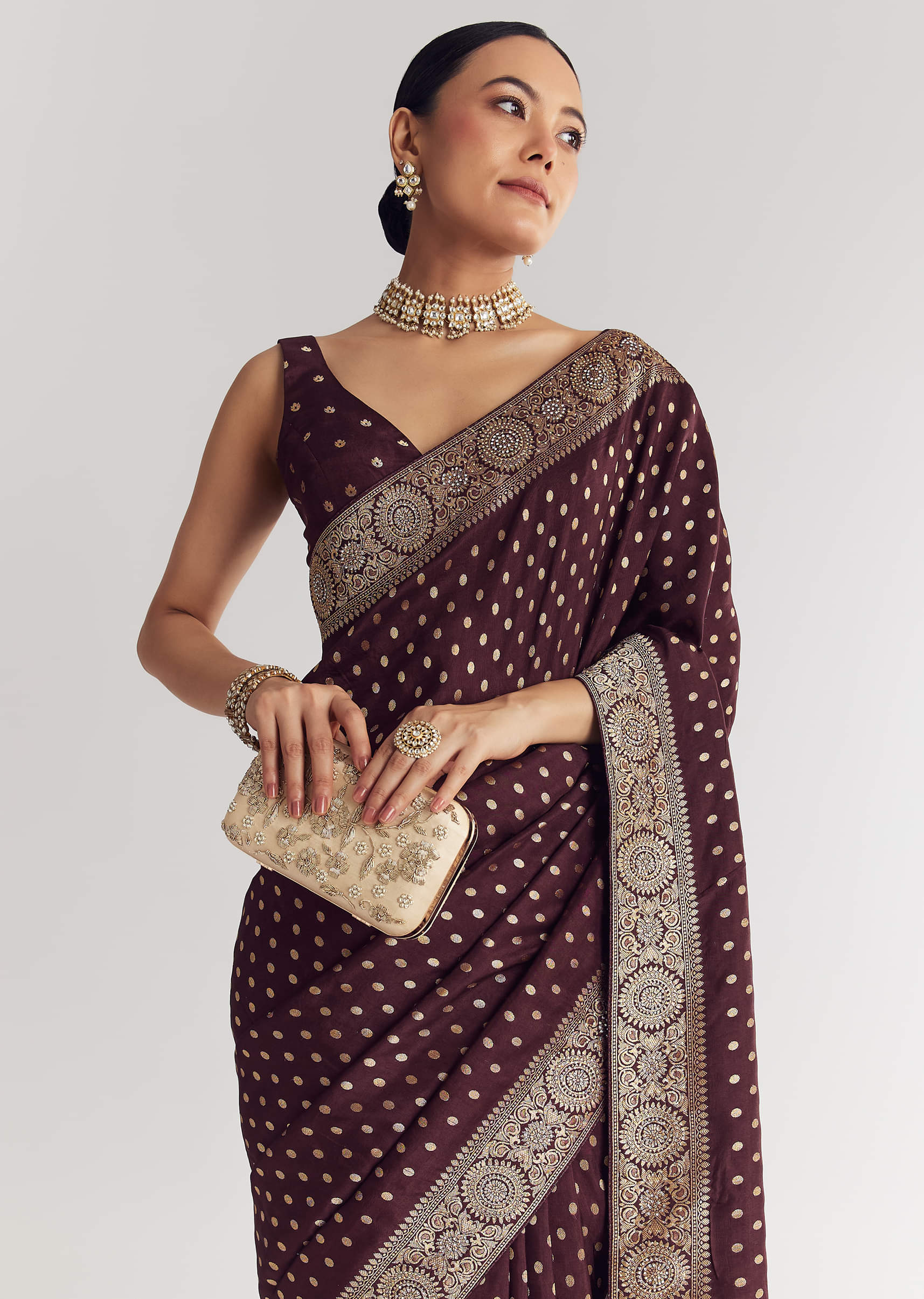 Dark Brown Dola Silk Saree With Floral And Butti Work - Image 2