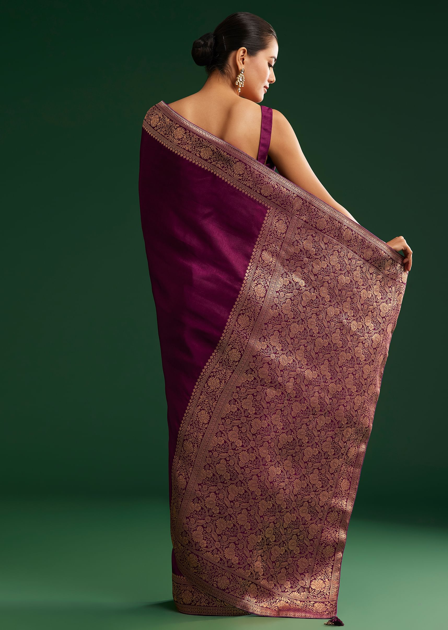 Dark Wine Dola Silk Saree With Zari Border And Pallu - Image 6