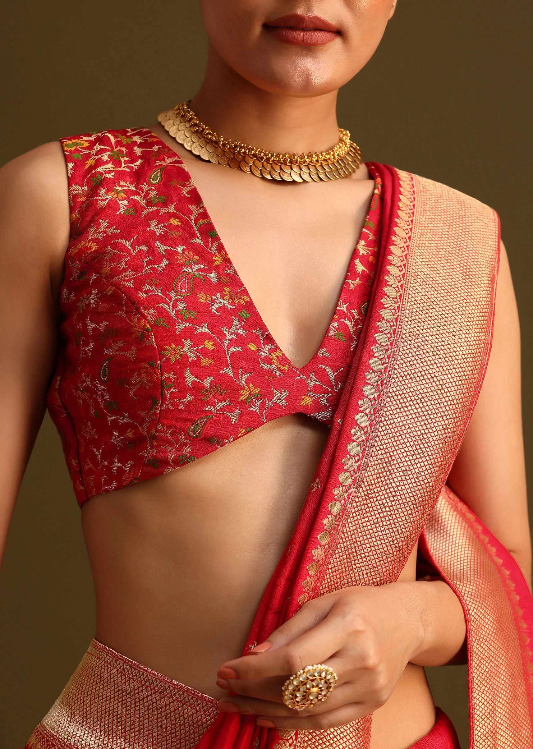 Dola Silk Red Bandhani Saree With Meenakari Border Pallu And Unstitched Blouse - Image 5