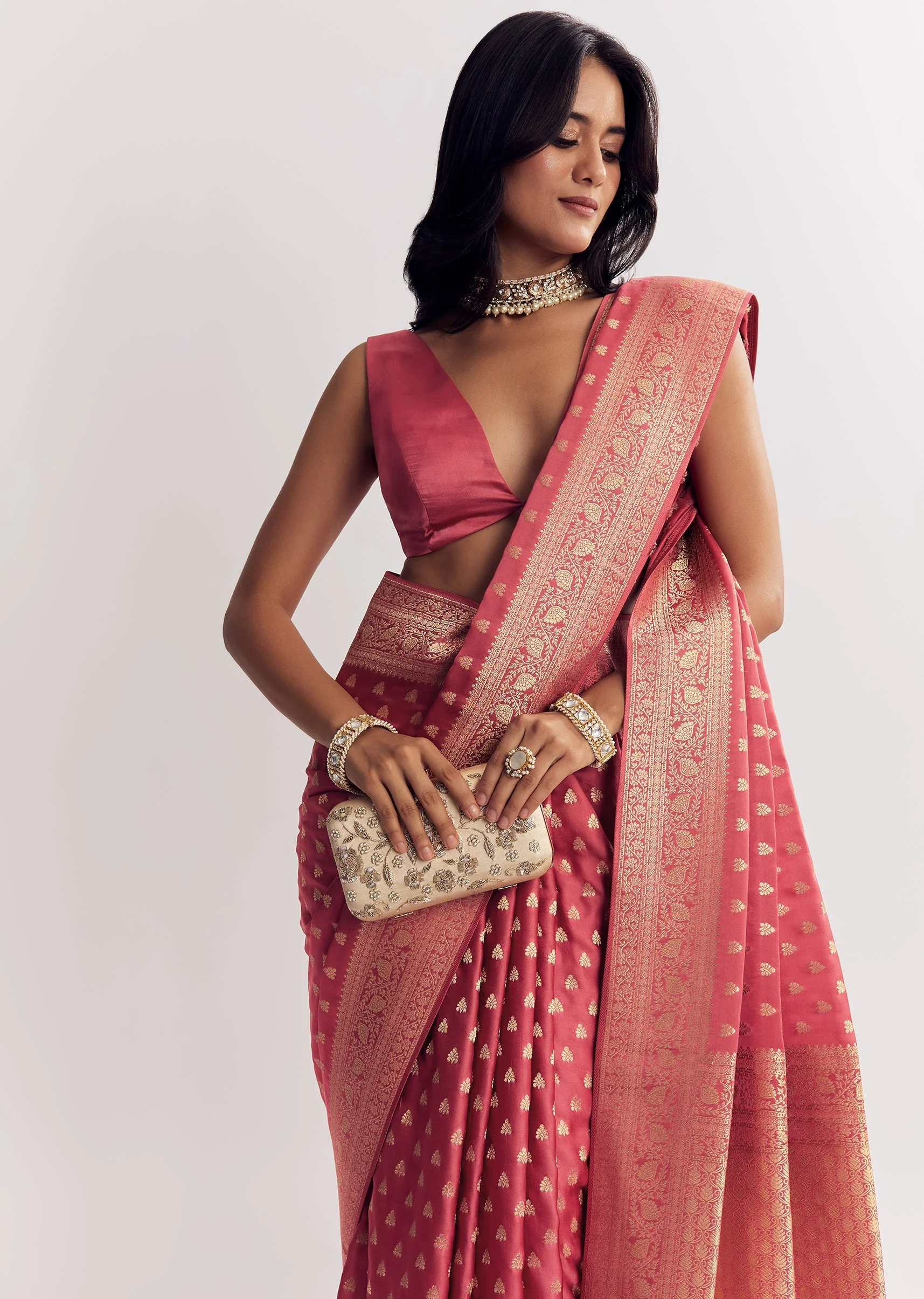 Dusky Pink Silk Saree With Butti And Woven Border - Image 5