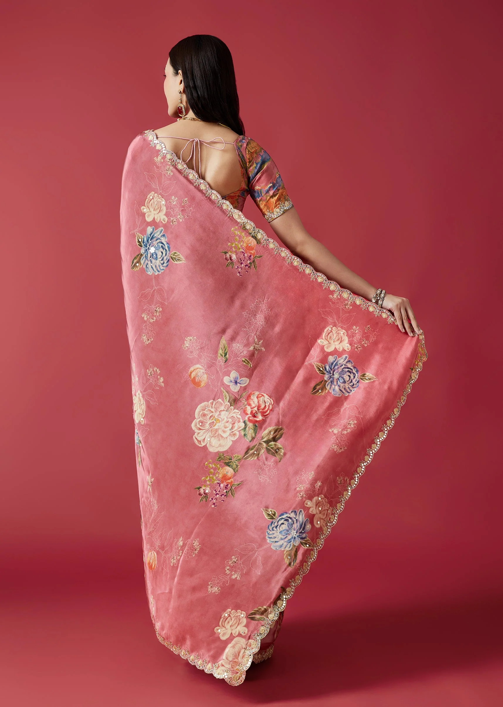 Dusky Rose Floral Printed Saree With Mirror And Gotta Border - Image 4