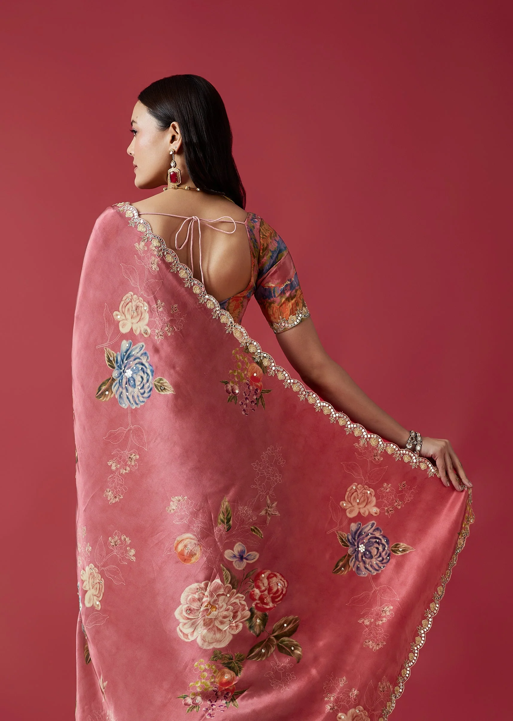 Dusky Rose Floral Printed Saree With Mirror And Gotta Border - Image 6