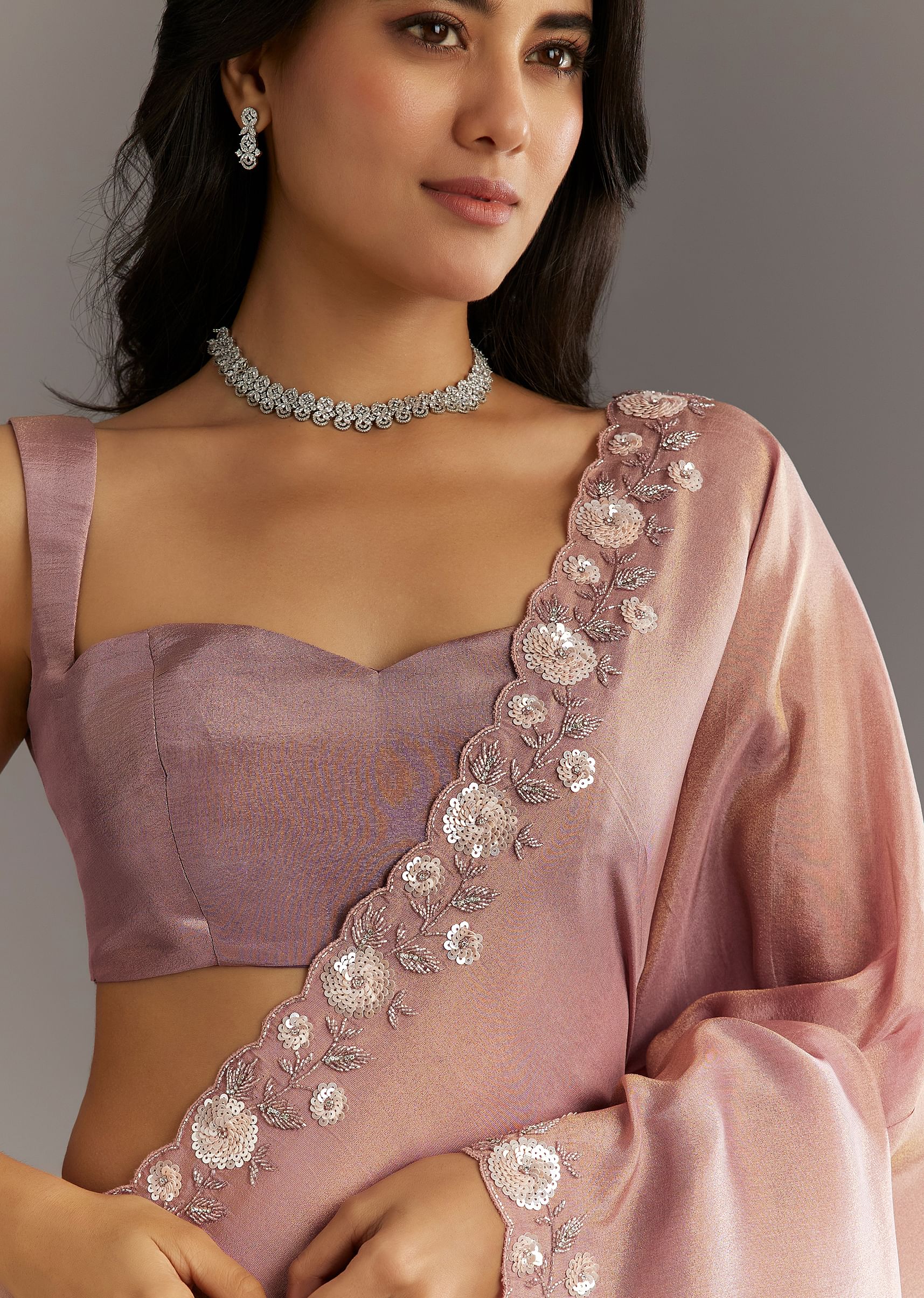 Dusty Rose Tissue Saree With Floral Embroidered Scallop Border - Image 2