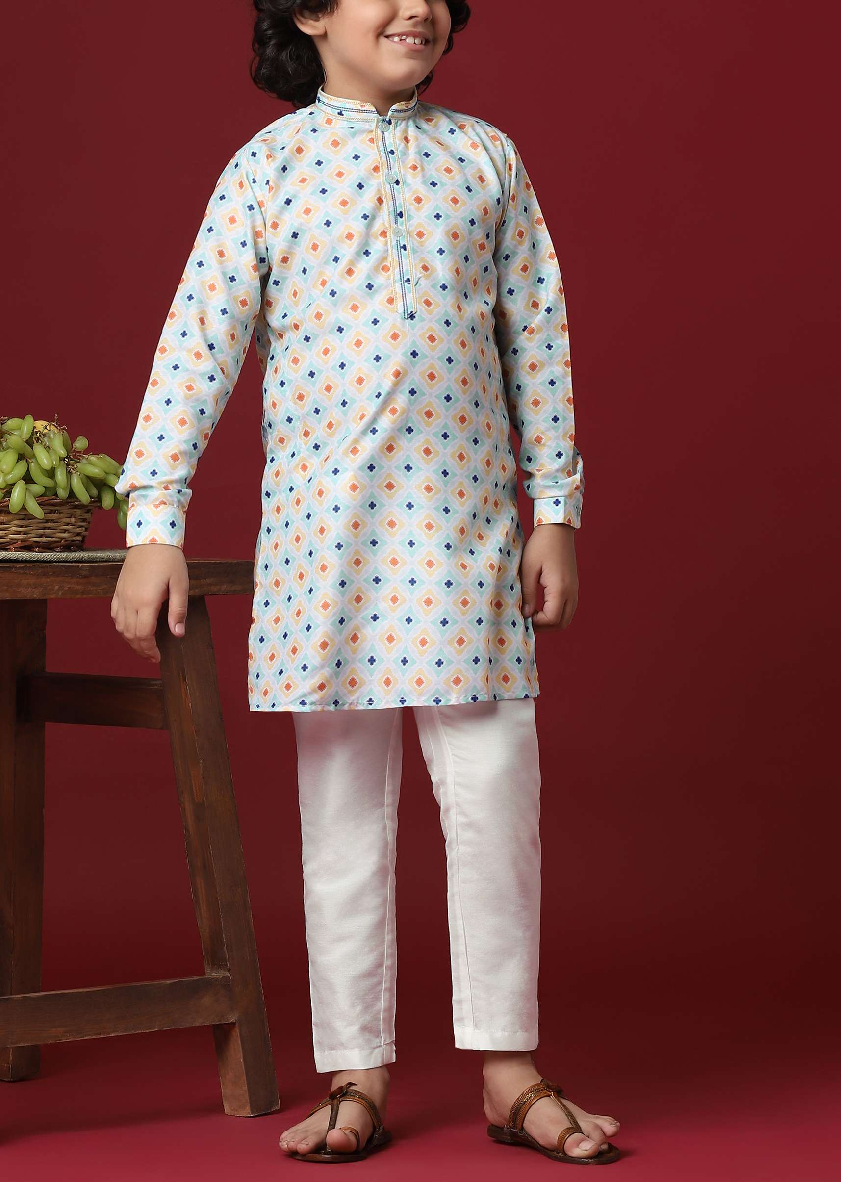 Elegant White Silk Kurta Set For Boys - Image 2