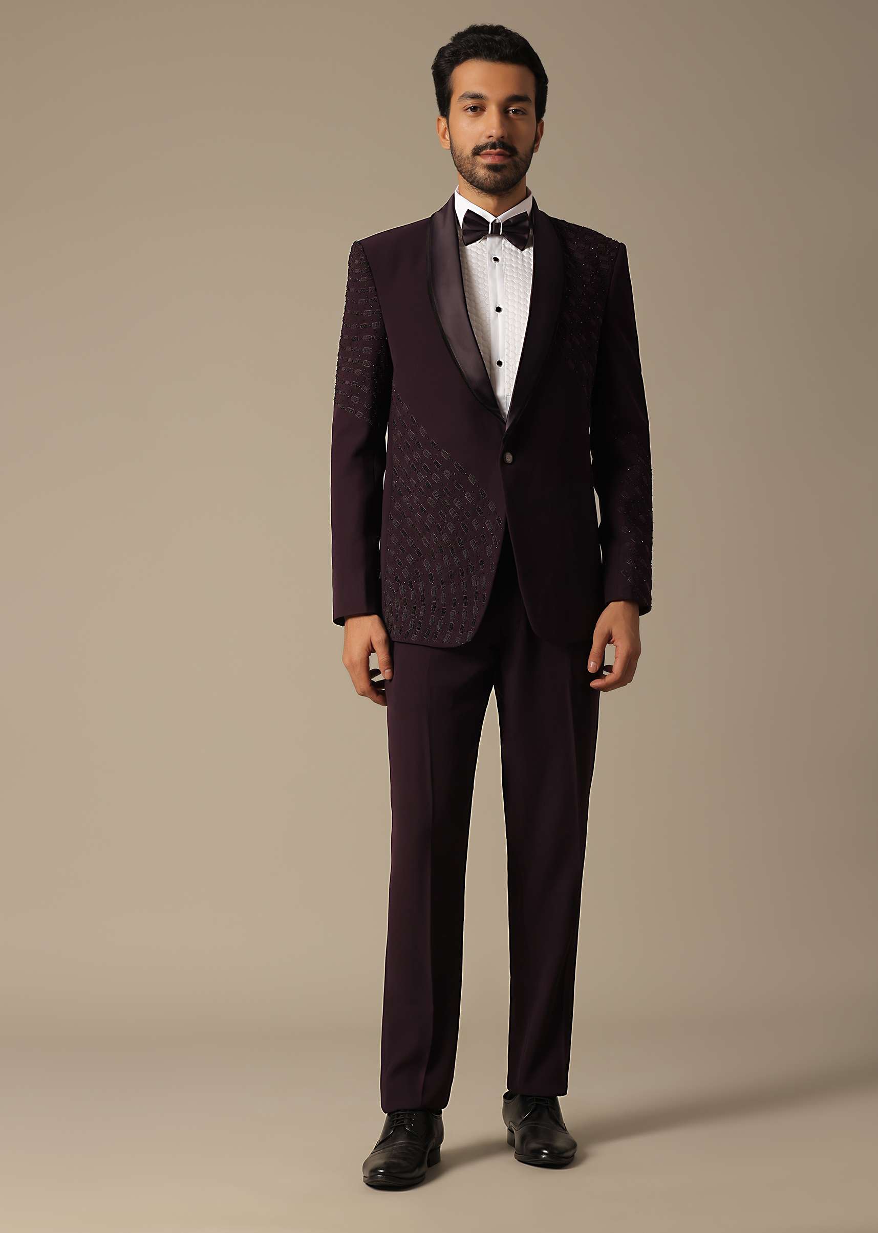 Embroidered Tuxedo Set for the Stylish Groom - Image 3