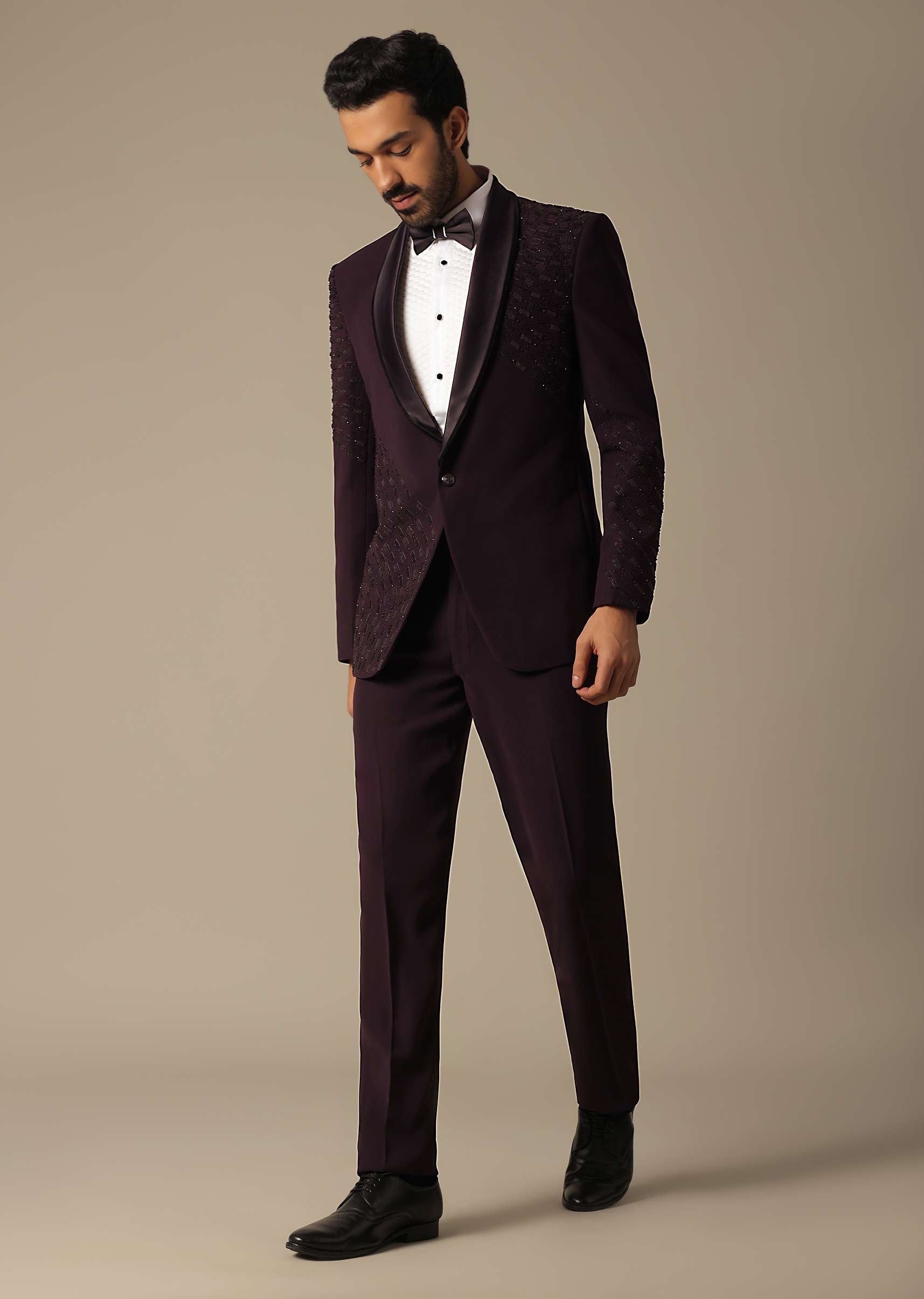 Embroidered Tuxedo Set for the Stylish Groom - Image 8