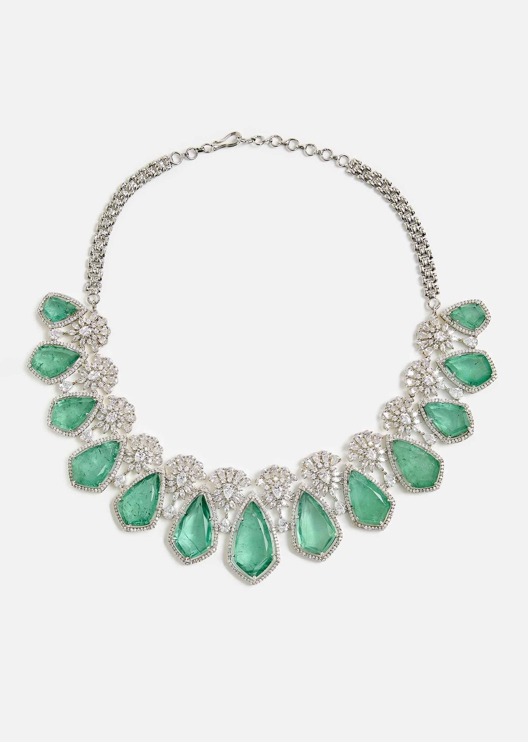 Emerald Elegance Necklace Set - Image 3