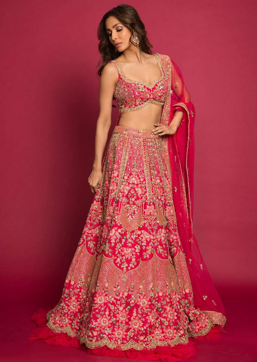 Malaika Arora In Kalki French Pink Raw Silk Heavy Embroidered Lehenga With Net Ruching - Image 5