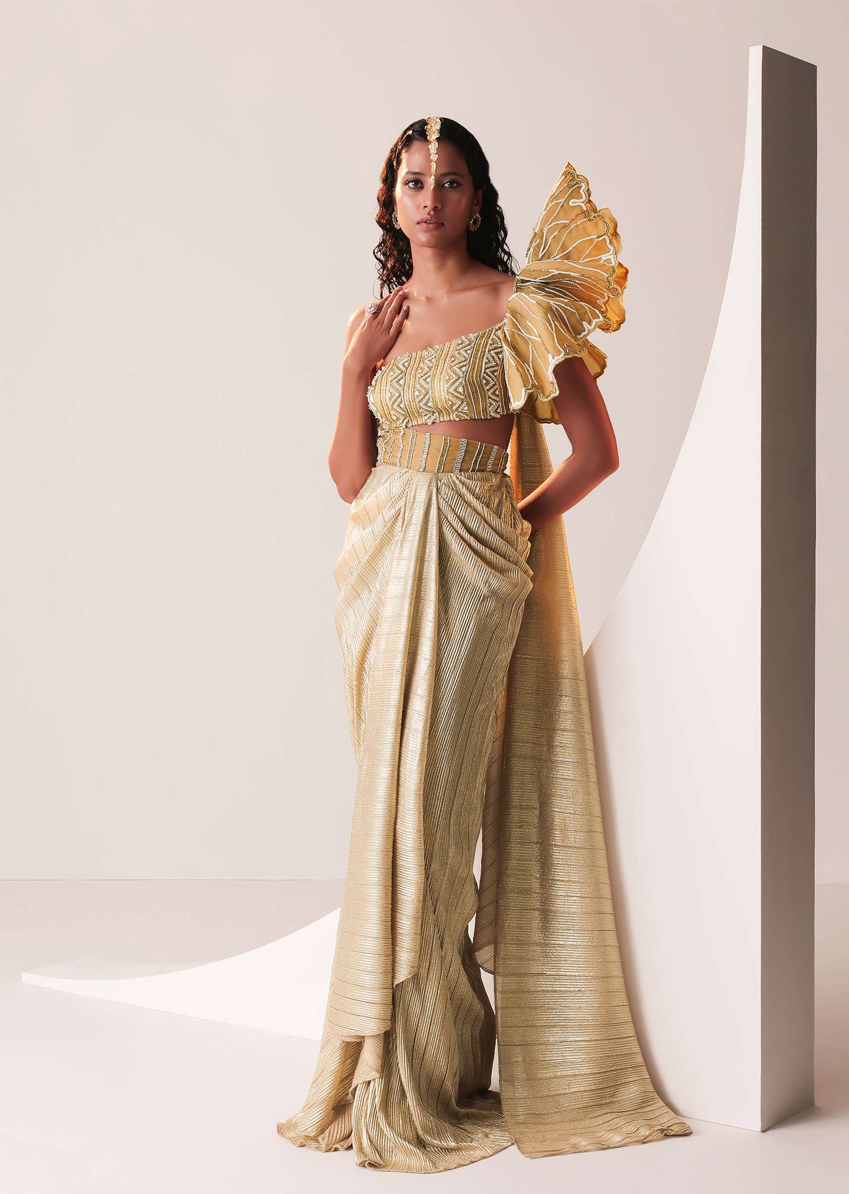 Glam Gold Gown In Knit Strechable Fabric With Embroidery - Image 3