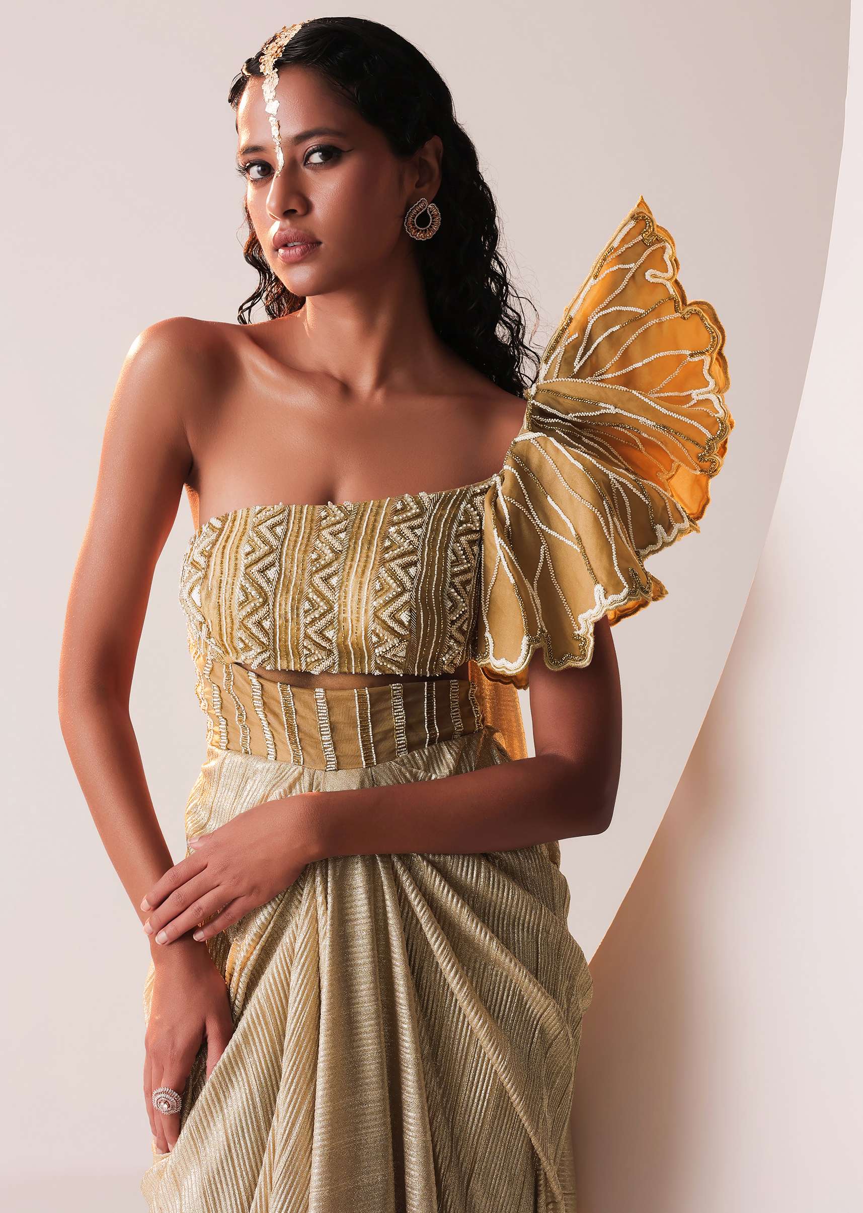Glam Gold Gown In Knit Strechable Fabric With Embroidery - Image 4