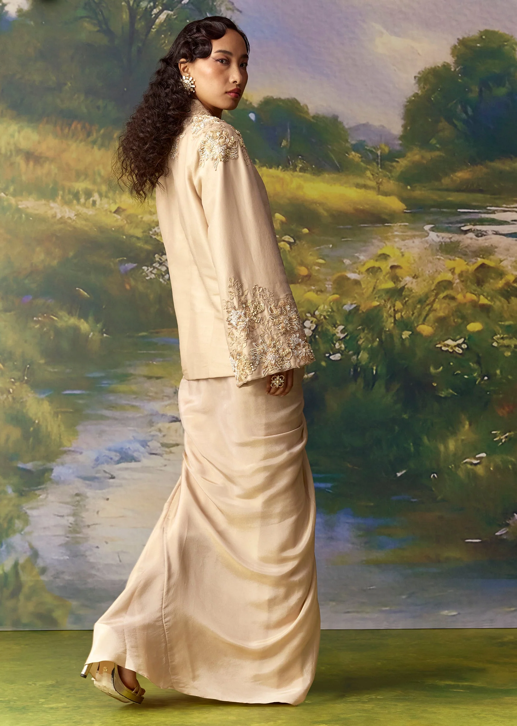 Gold Banarasi Silk Jacket and Draped Skirt Set - Image 2
