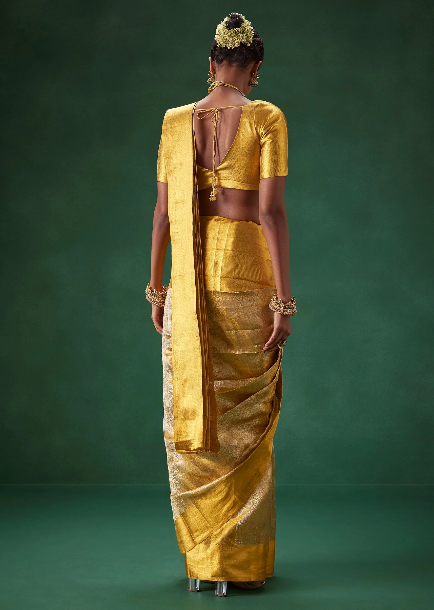 Gold Bridal Kanjivaram Floral Motif Saree with Unstitched Blouse - Image 2