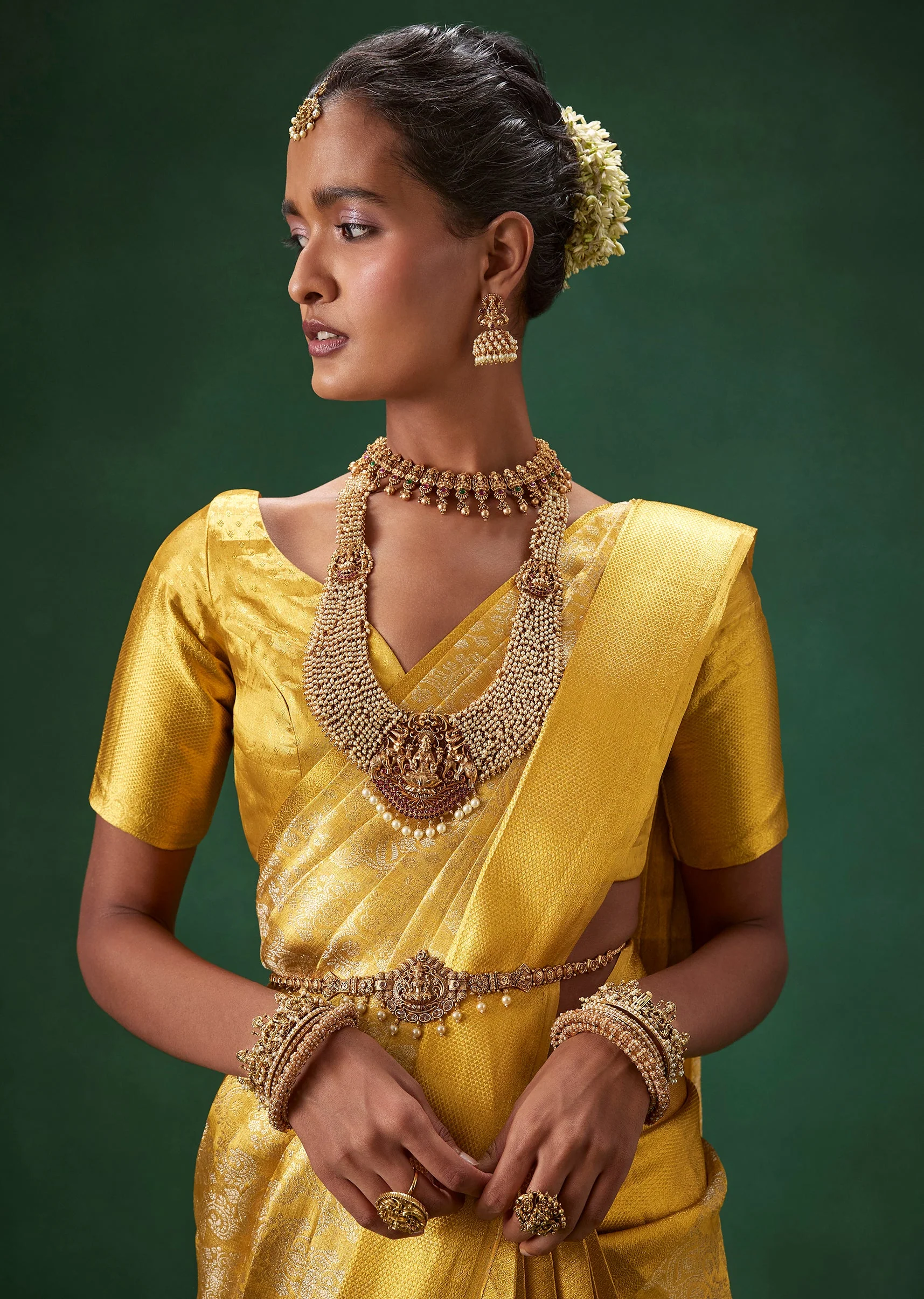 Gold Bridal Kanjivaram Saree with Brocade Unstitched Blouse - Image 3