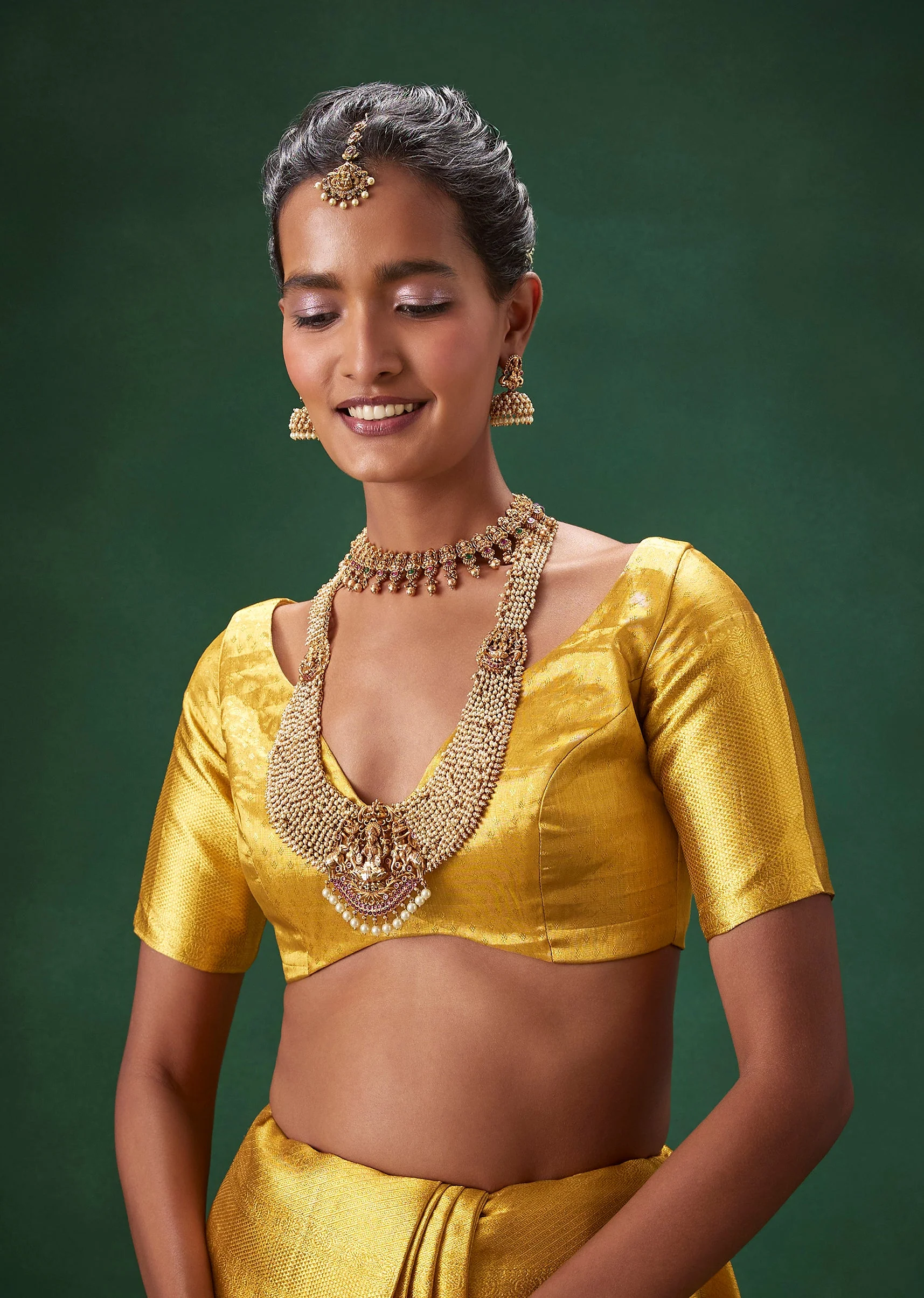 Gold Bridal Kanjivaram Saree with Brocade Unstitched Blouse - Image 7