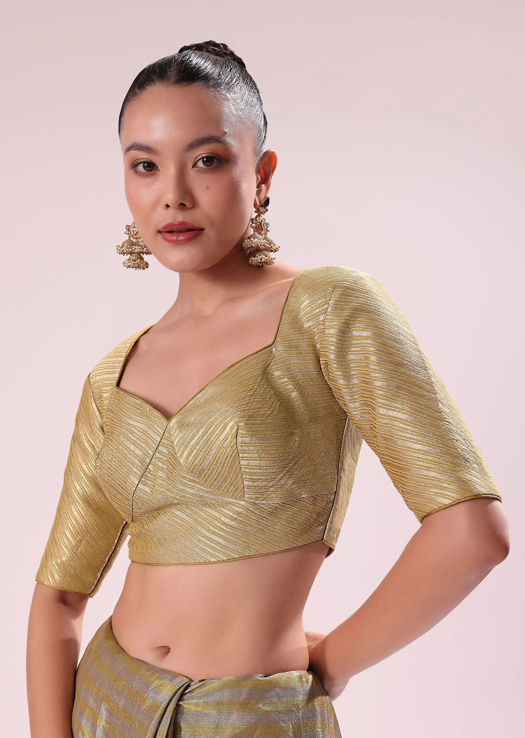 Gold Chanderi Tissue Saree With Pipe Finish Stitched Blouse - Image 7