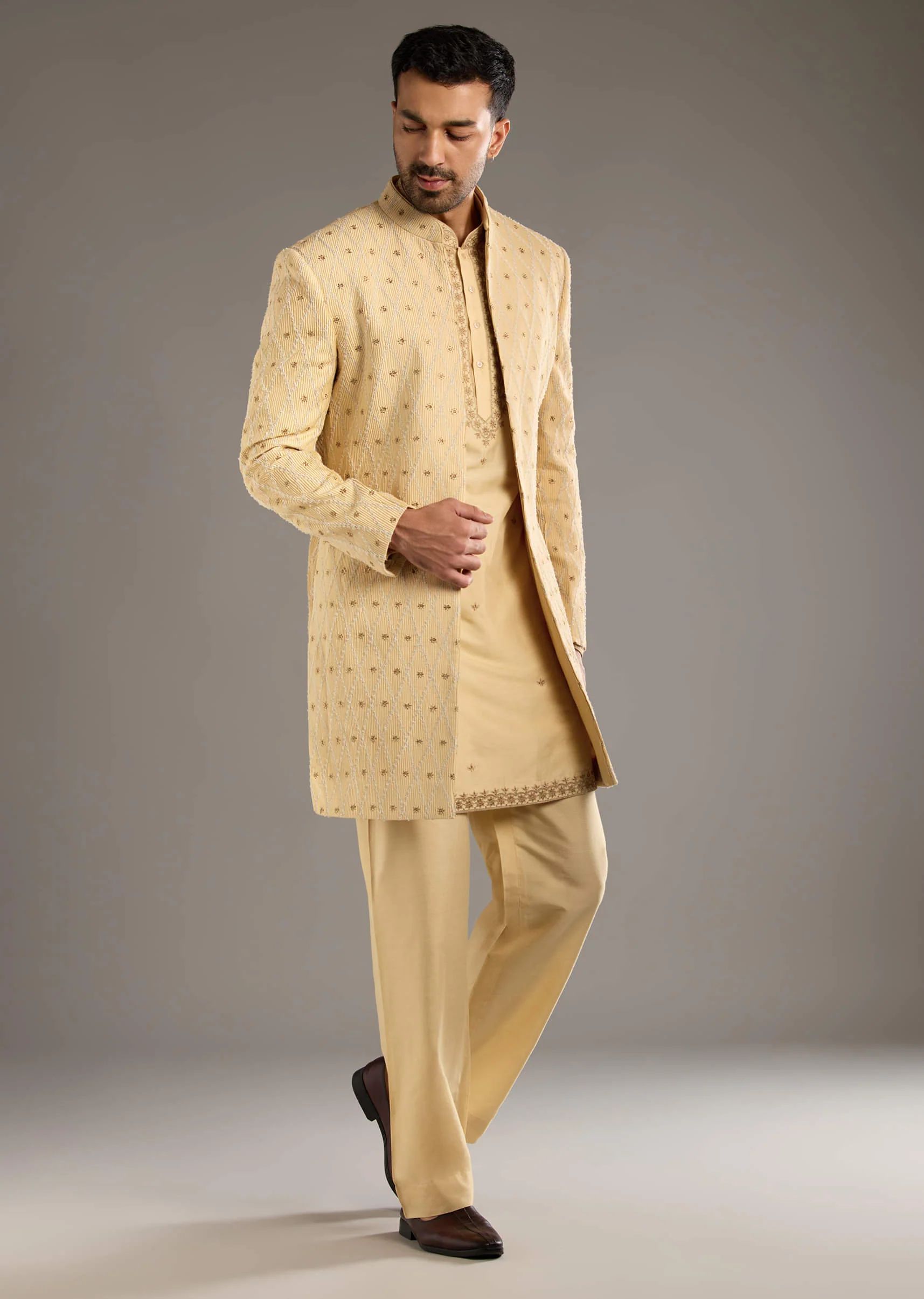 Gold Cotton Silk Indo Western Set For Men With Zari Embroidery - Image 3