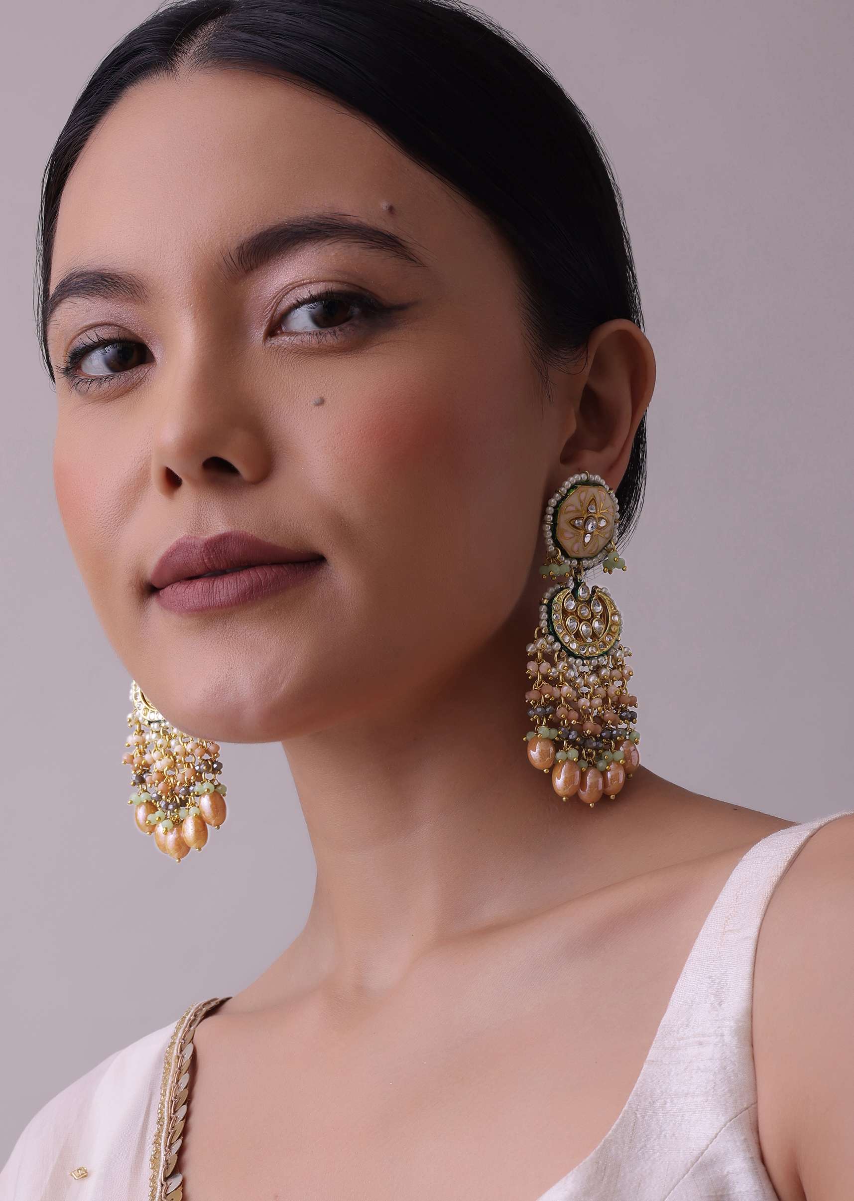 Gold-Finish Kundan Choker Necklace Set With Intricate Colourful Meenakari Work In Mix Metal - Image 3