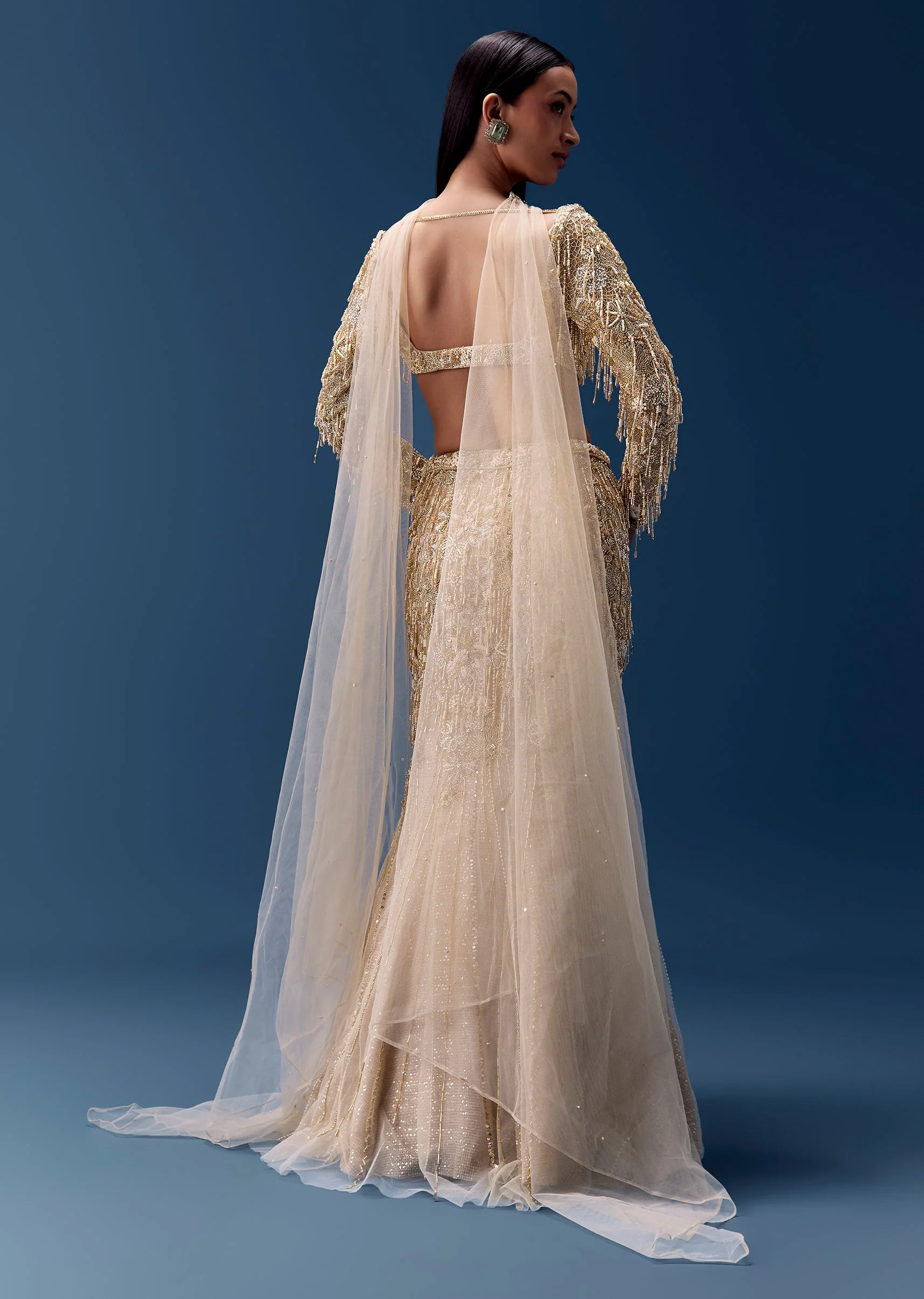 Gold Fishcut Lehenga with Blouse and Choker Dupatta - Image 2