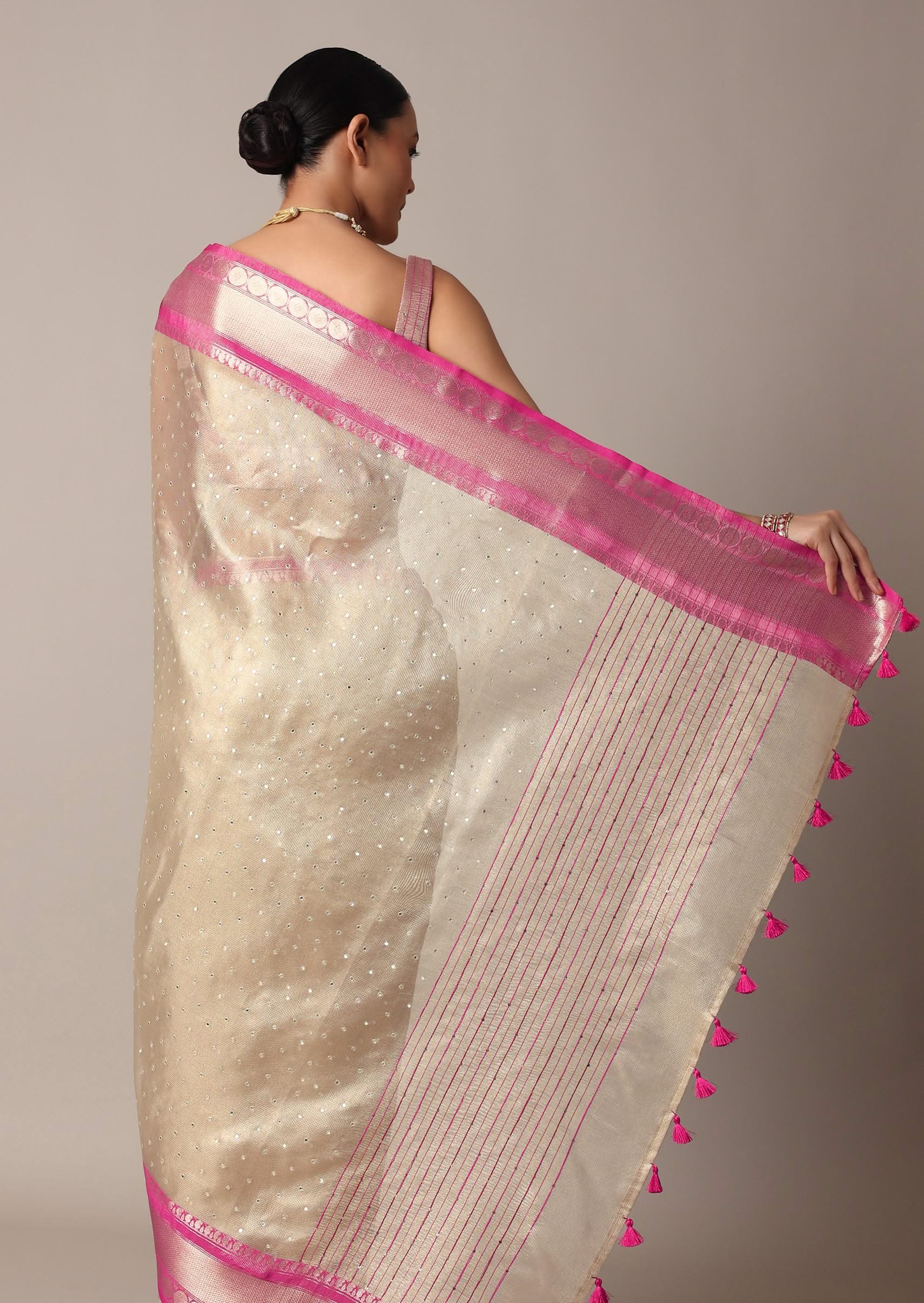 Gold Kota Silk Chanderi Saree With Mirror Detail And Unstitched Blouse Piece - Image 6