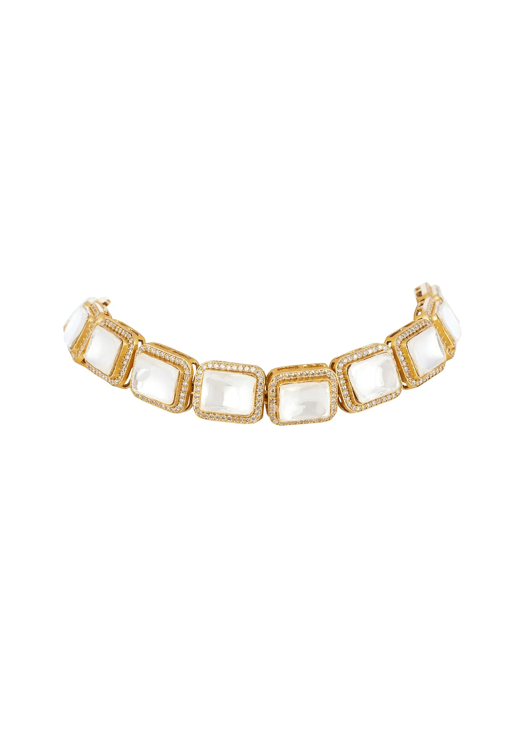 Gold Necklace Set With Refined Kundan Detail - Image 3
