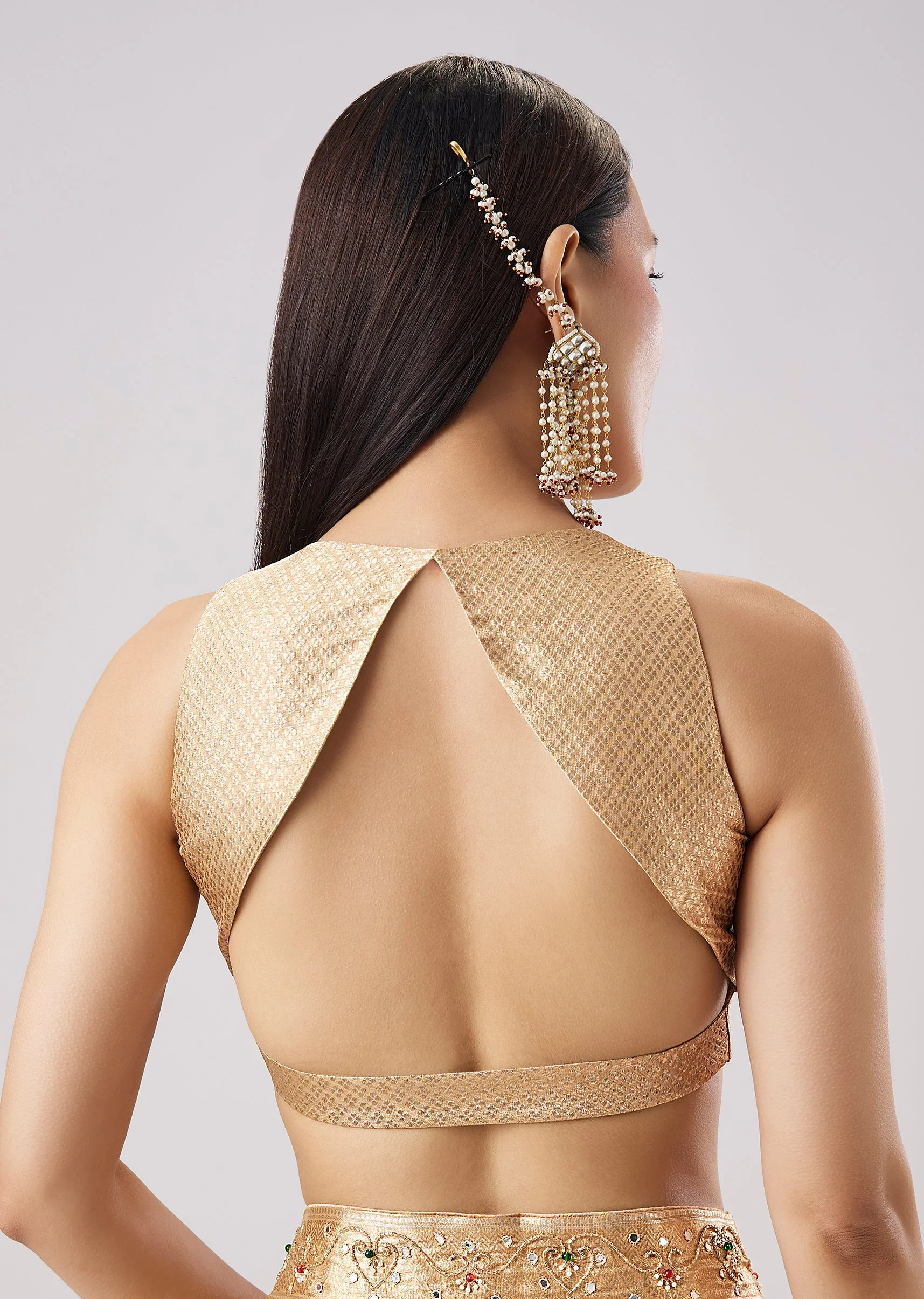 Gold Pastel Embroidered Saree With Unstitched Blouse - Image 8