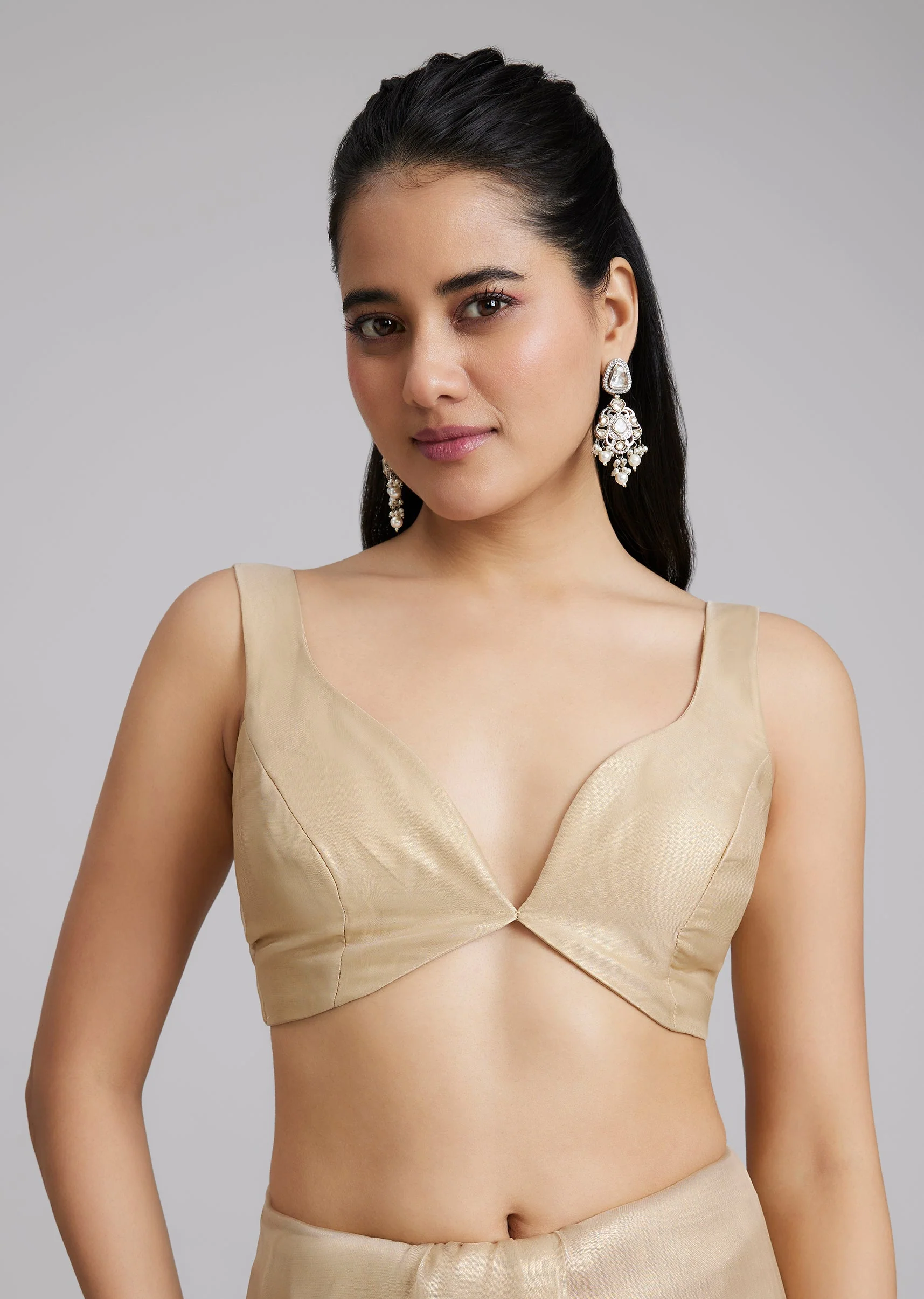 Gold Tissue Saree With Floral Cutwork Border - Image 7