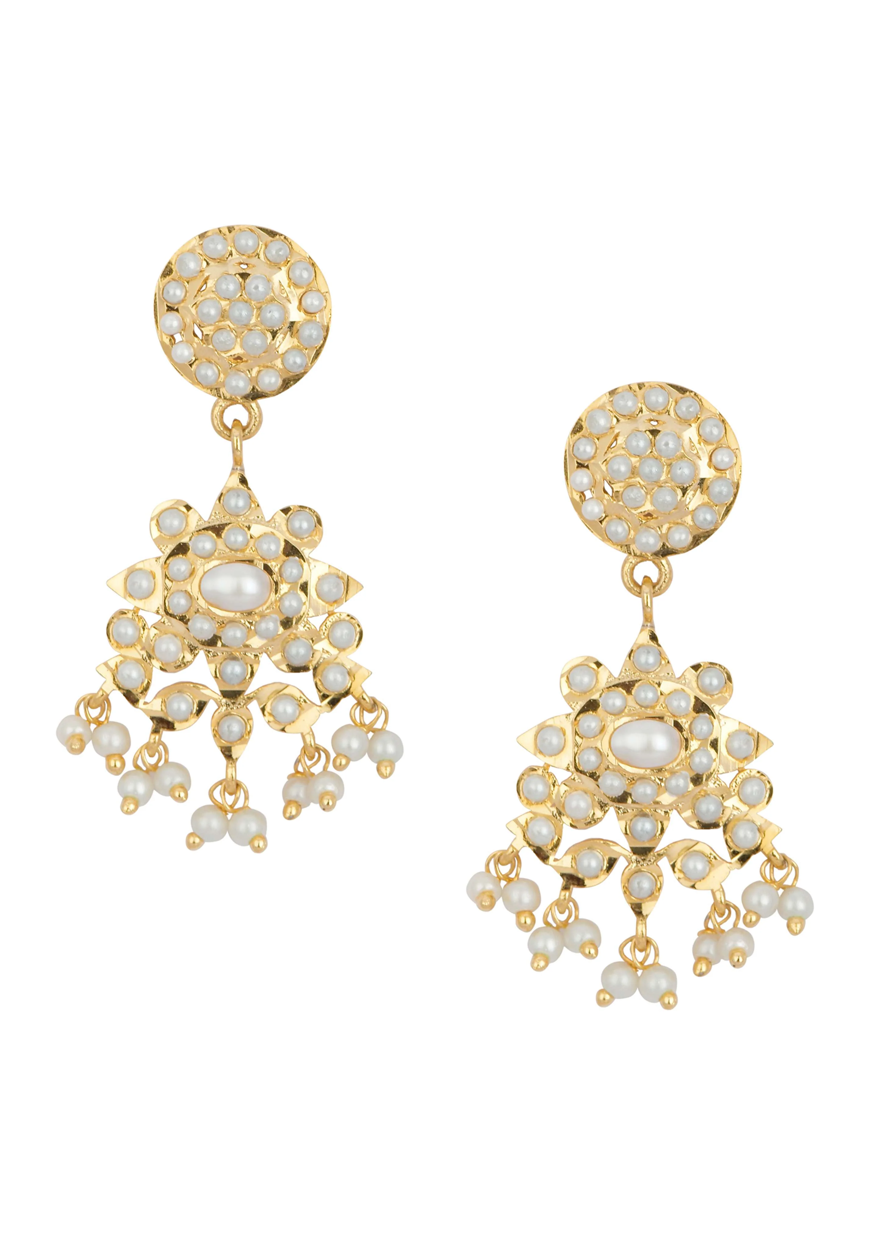Gold Tone Kundan Necklace Set With Floral Pendant Drop