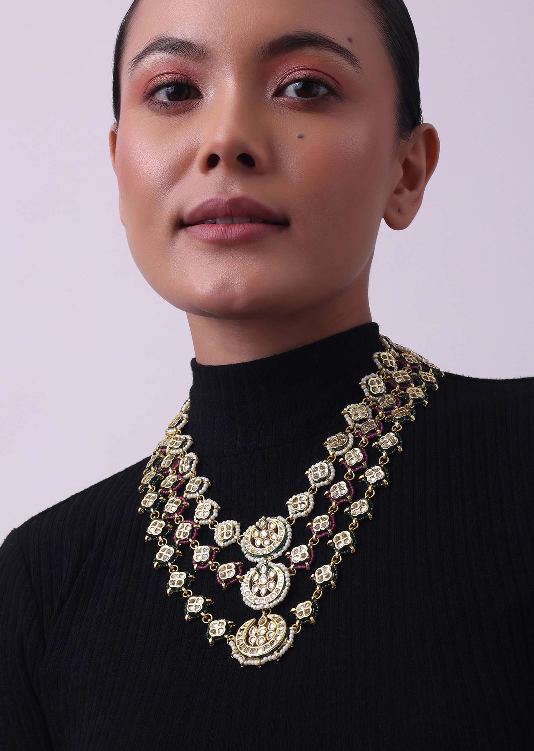Green And Red Layered Kundan Necklace Set In Mix Metal - Image 5