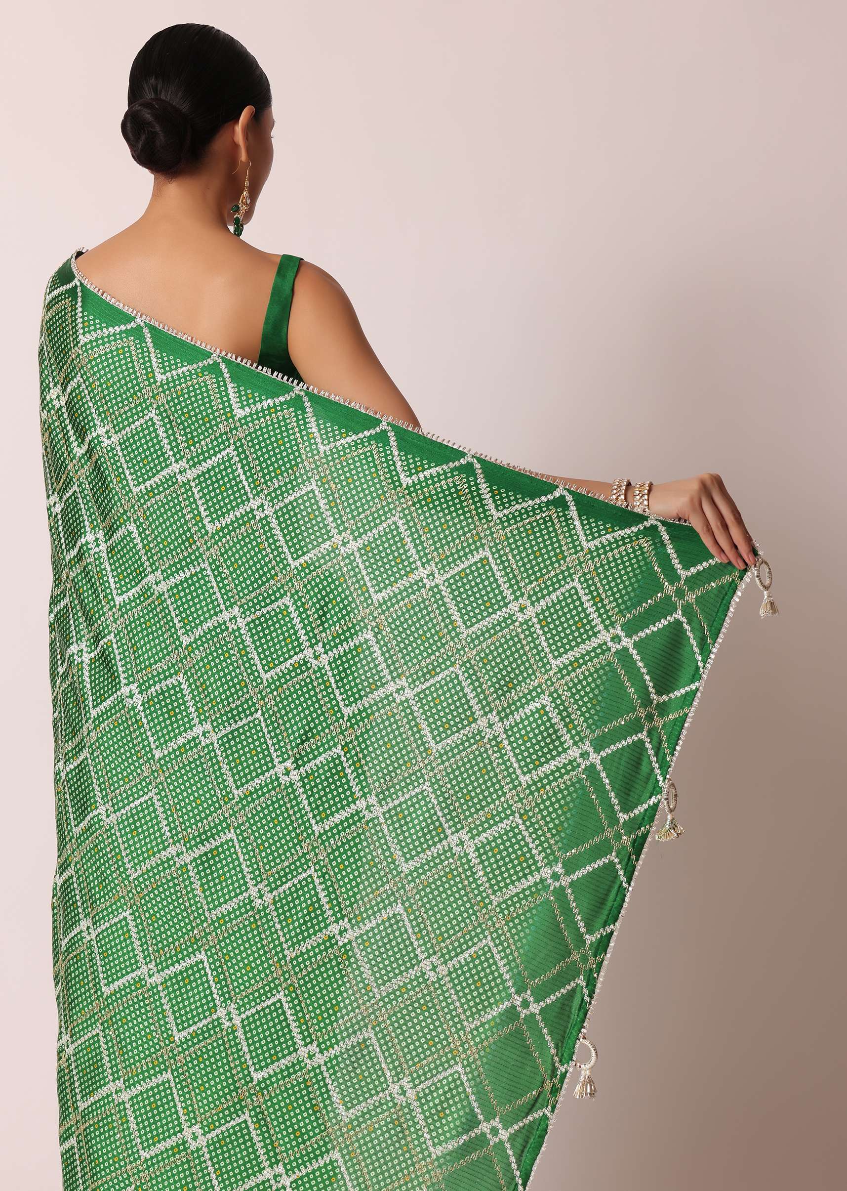 Green Bandhani Silk Saree With Gota Work And Unstitched Blouse Piece - Image 6