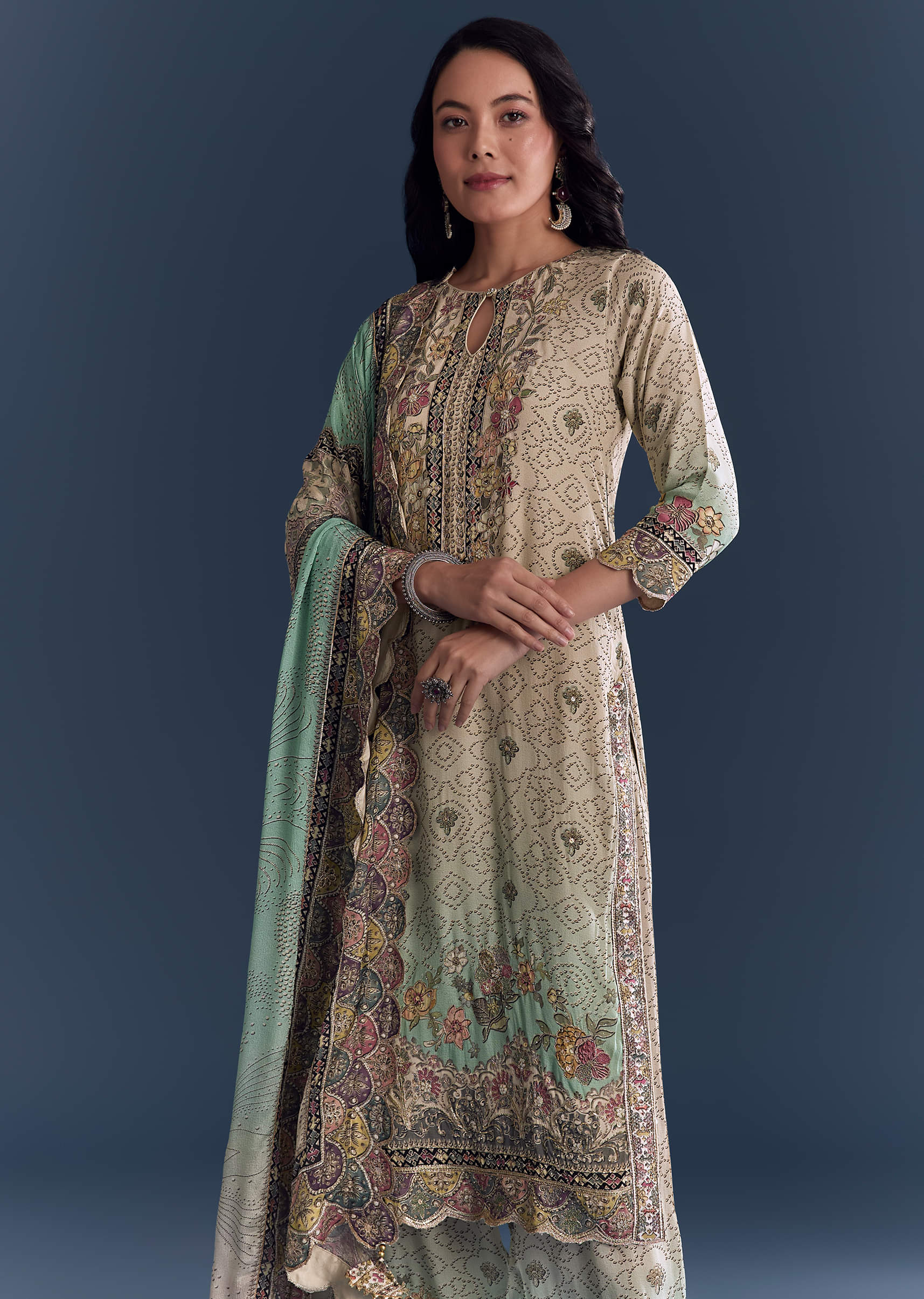 Green Beige Ombre Crepe Kurta Set With Floral Print - Image 4