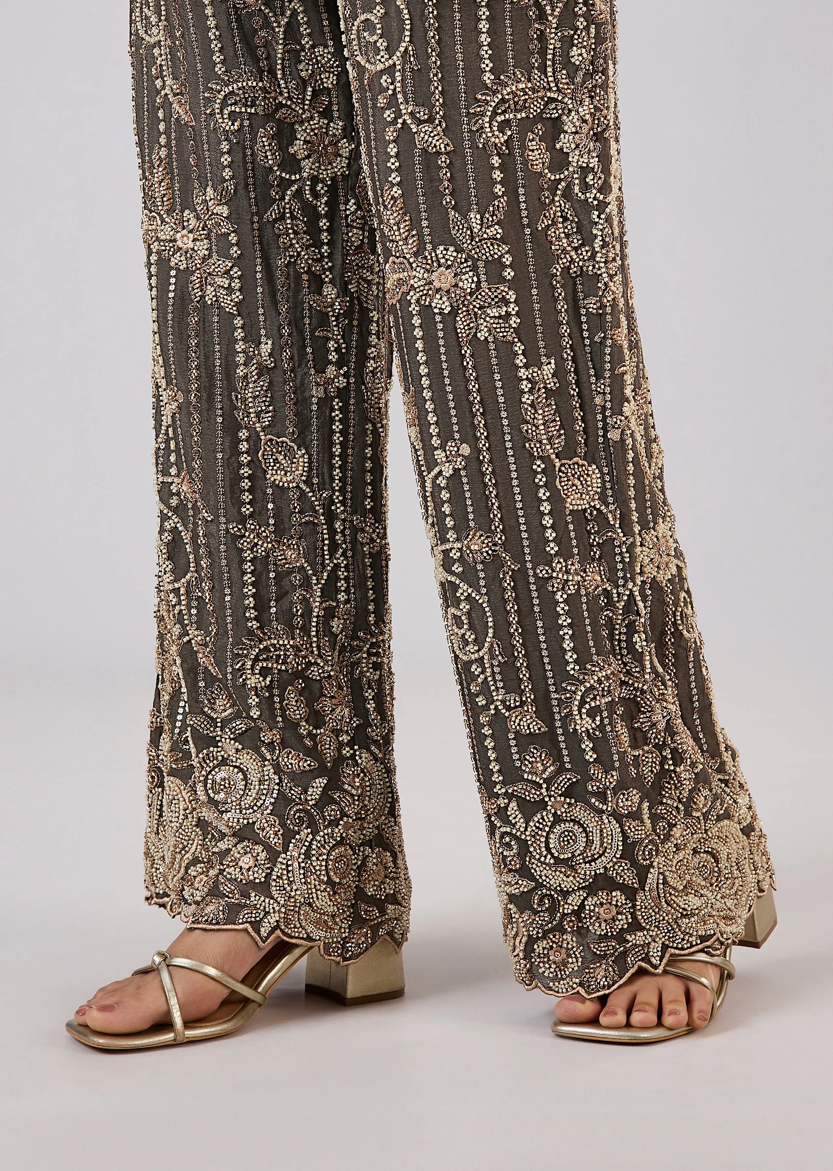 Green Brocade Kurta Set With Bead Work - Image 6