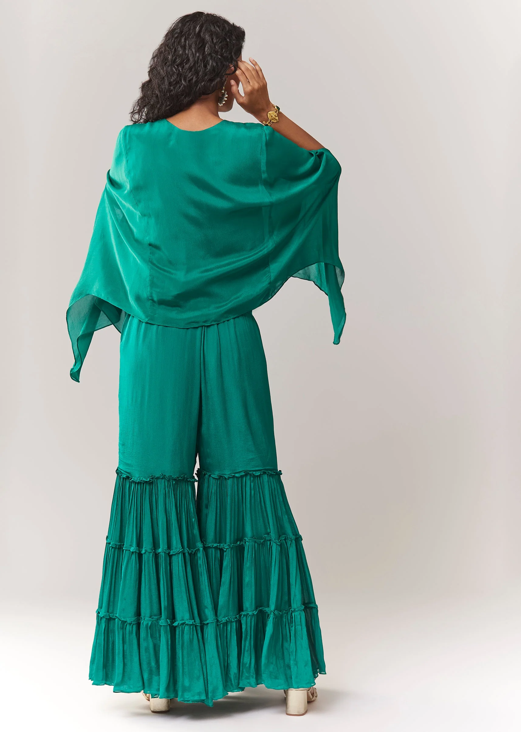 Green Cape Style Sharara Set With Thread And Zardosi - Image 5