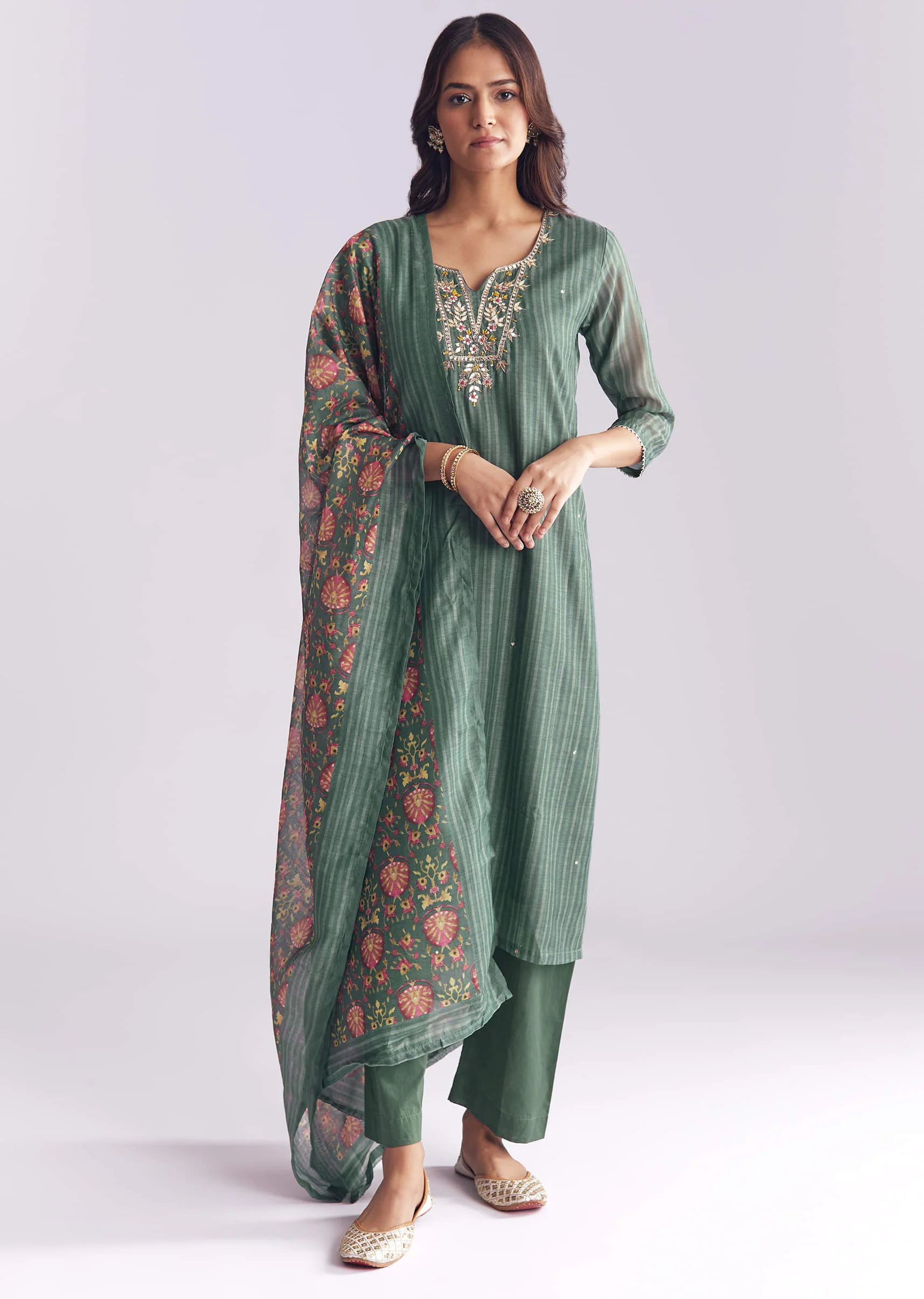 Green Chanderi Kurta Set With Stripe Print And Gota Work - Image 3