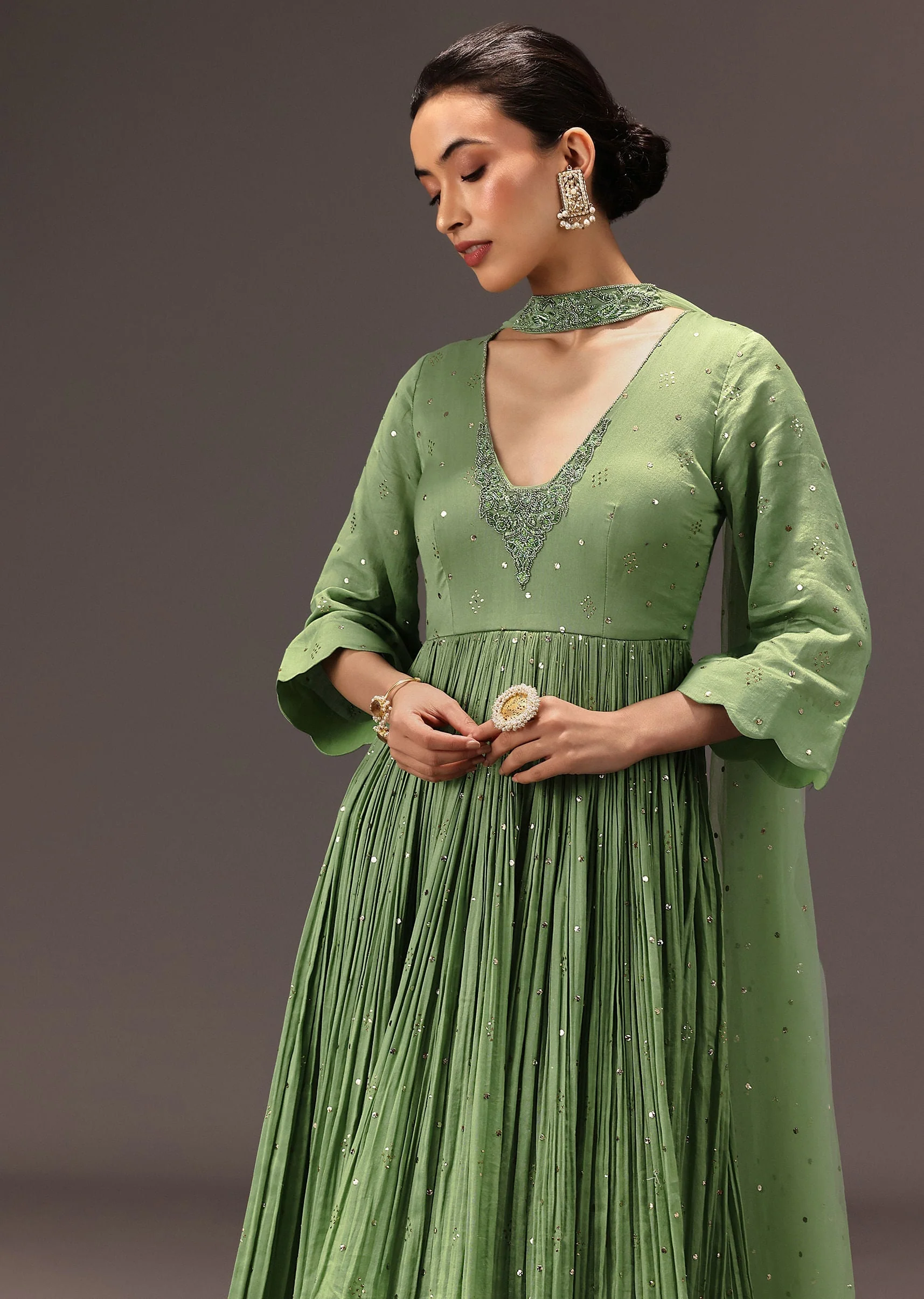 Green Chanderi Silk Hand Work Kurta Set - Image 4