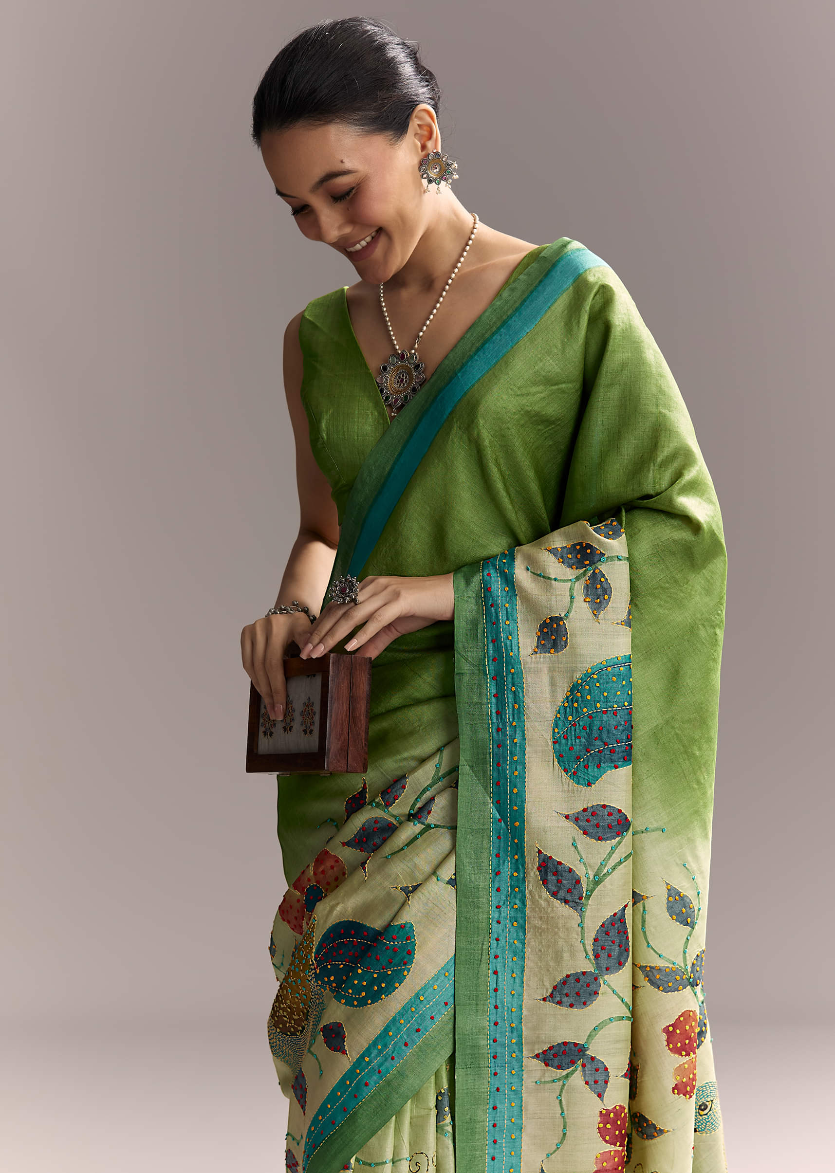 Green Cotton Saree With Hand Painted Motifs And Blue Border - Image 5