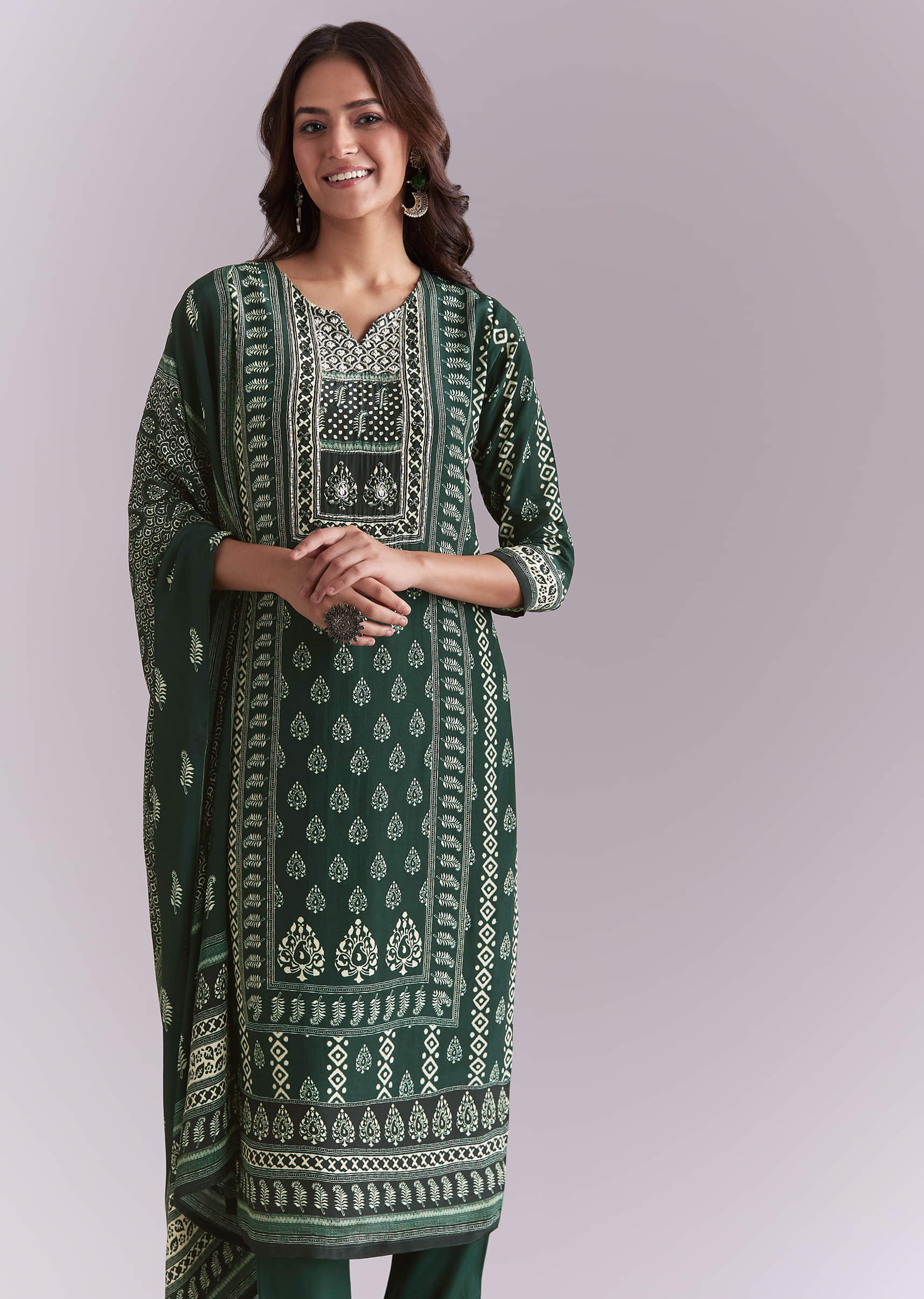 Green Crepe Kurta Set With Indie Print And Moti Detail - Image 4