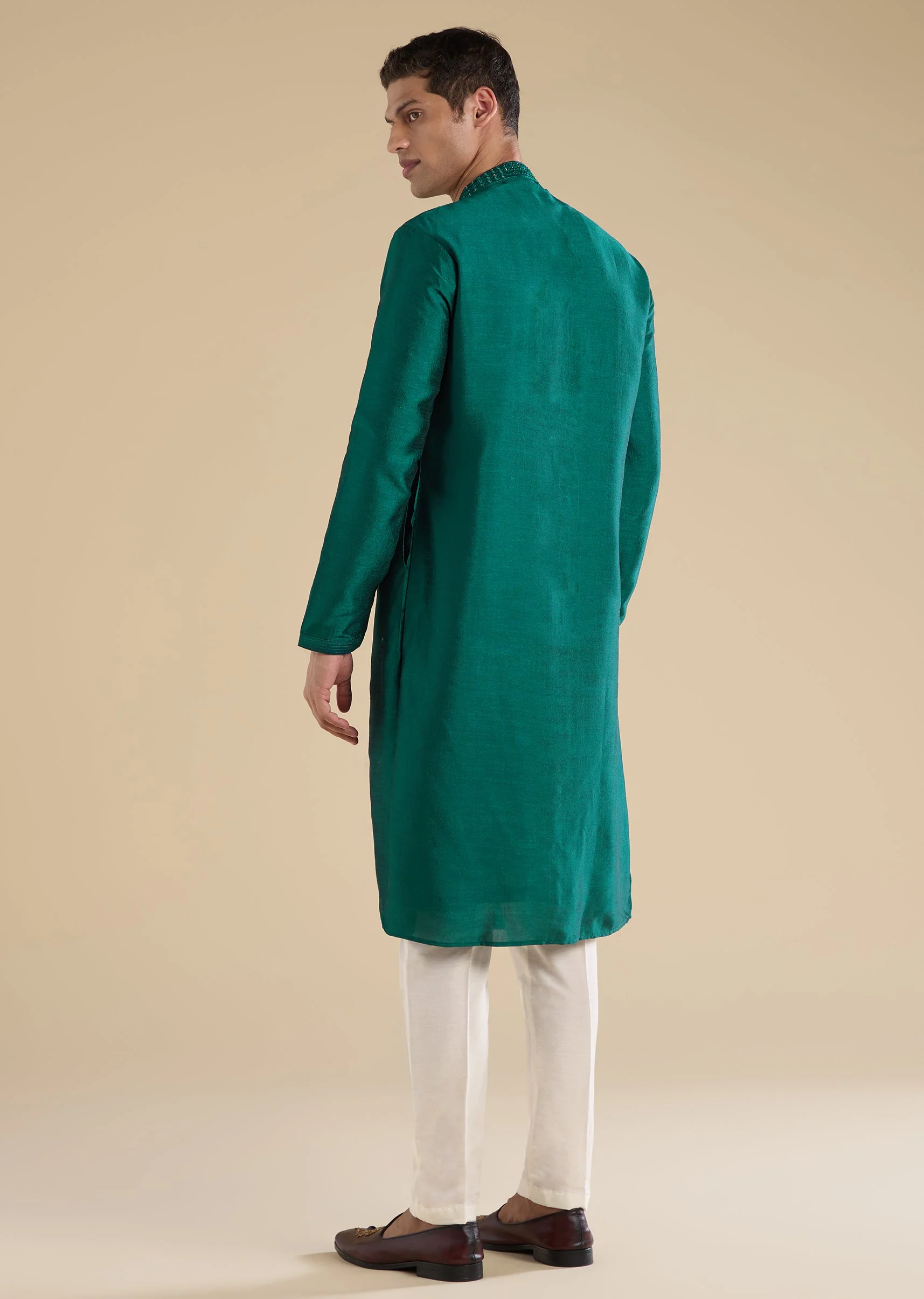 Green Embellished Kurta Set - Image 5