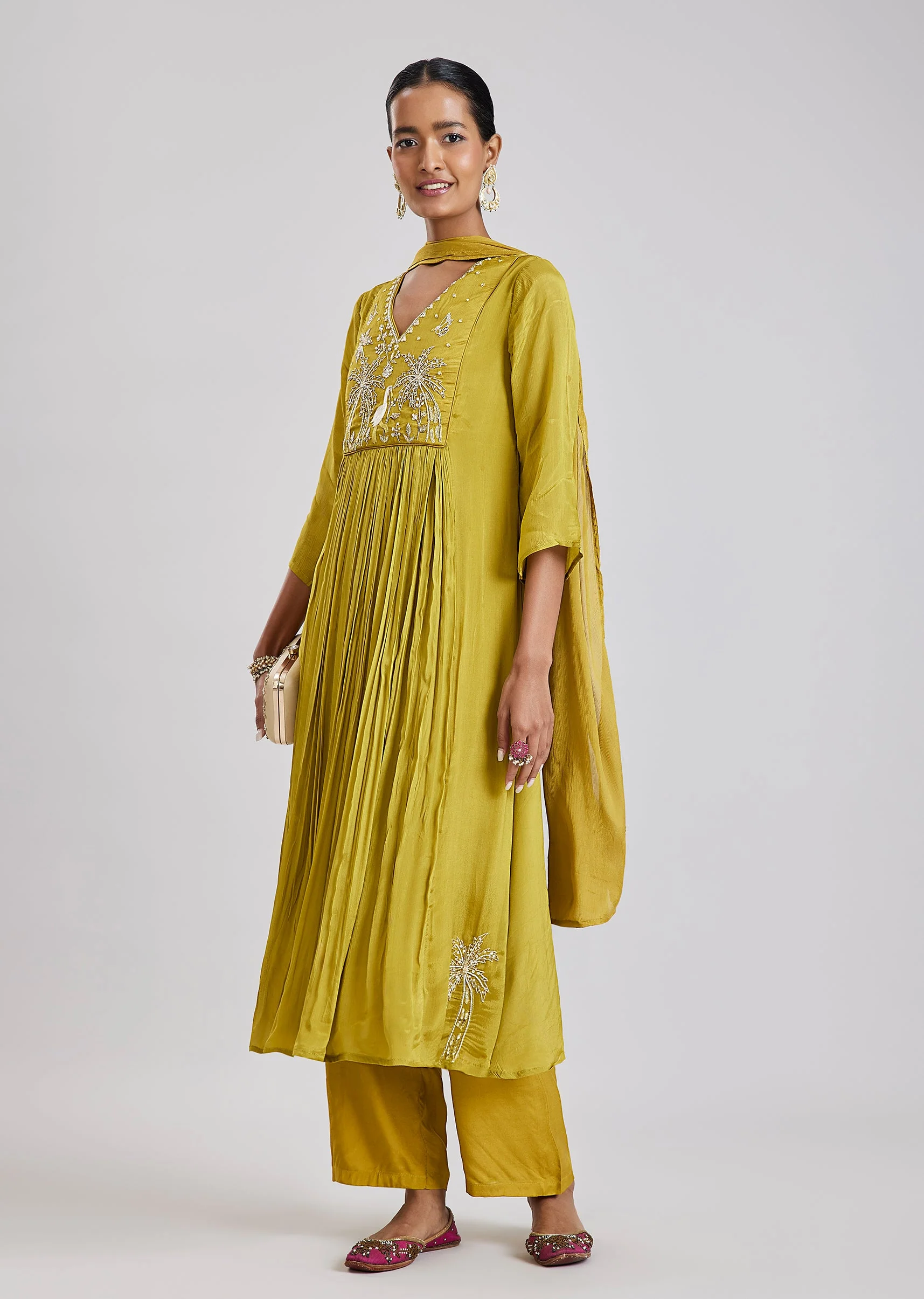 Green Embroidered Anarkali Set - Image 3