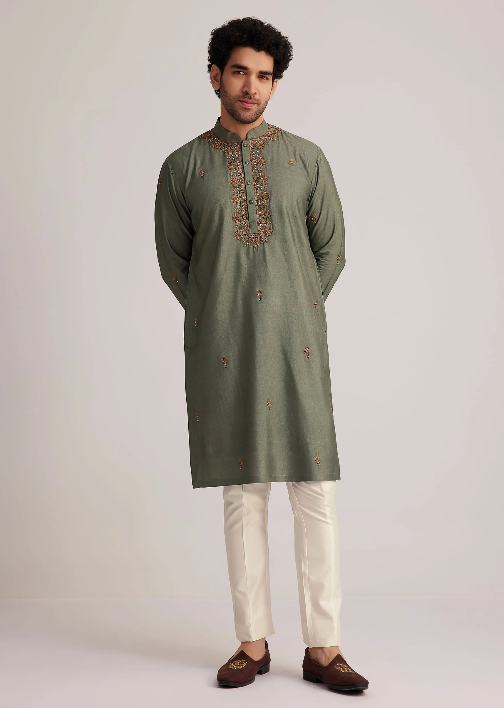 Green Embroidered Kurta Set - Image 2
