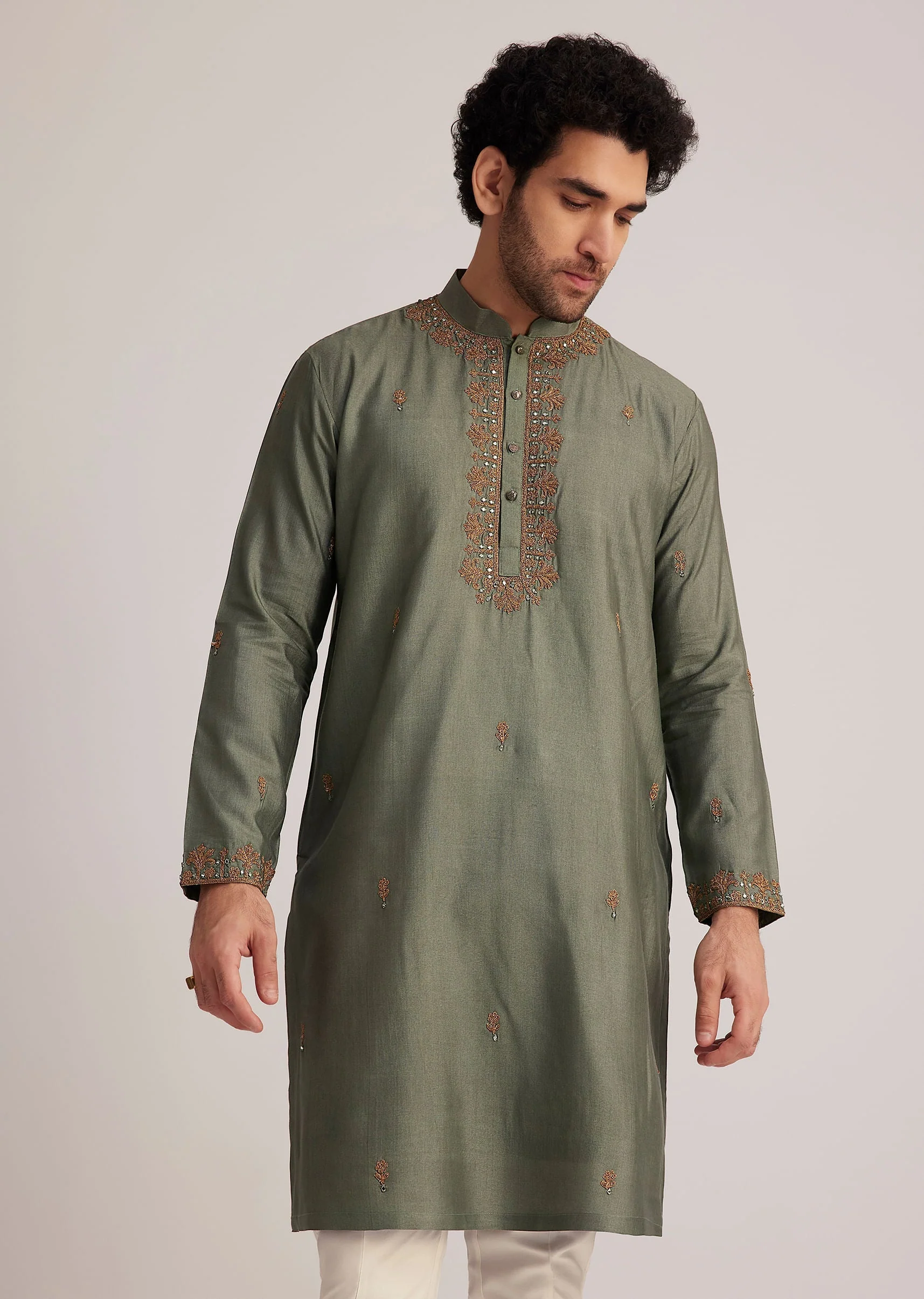 Green Embroidered Kurta Set - Image 3
