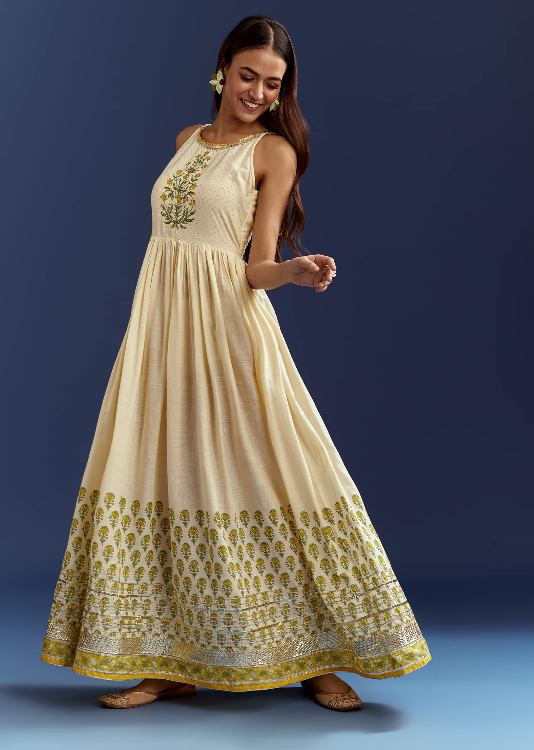 Green Floral Sleeveless Kurti With Gotta Lace And Angrakha Jacket - Image 6
