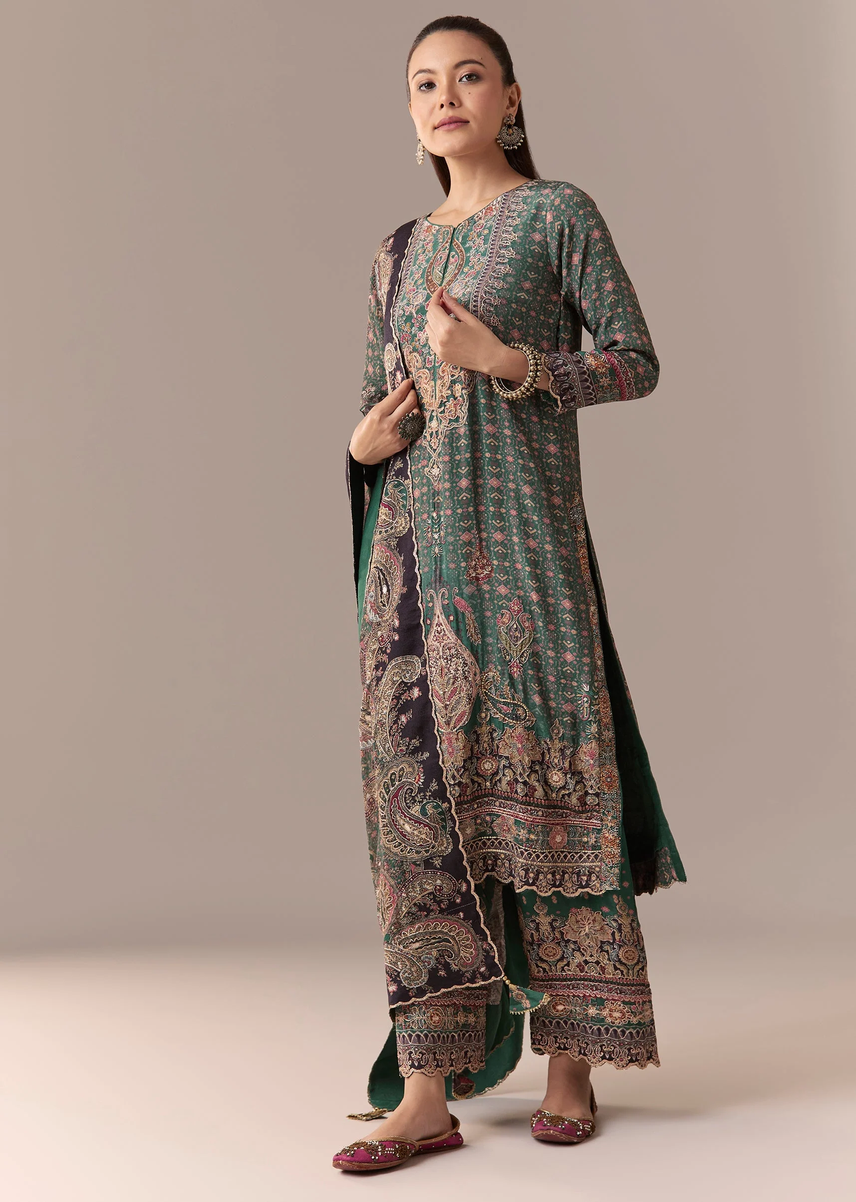 Green Indie Printed Kurta Set With Pant And Dupatta - Image 3
