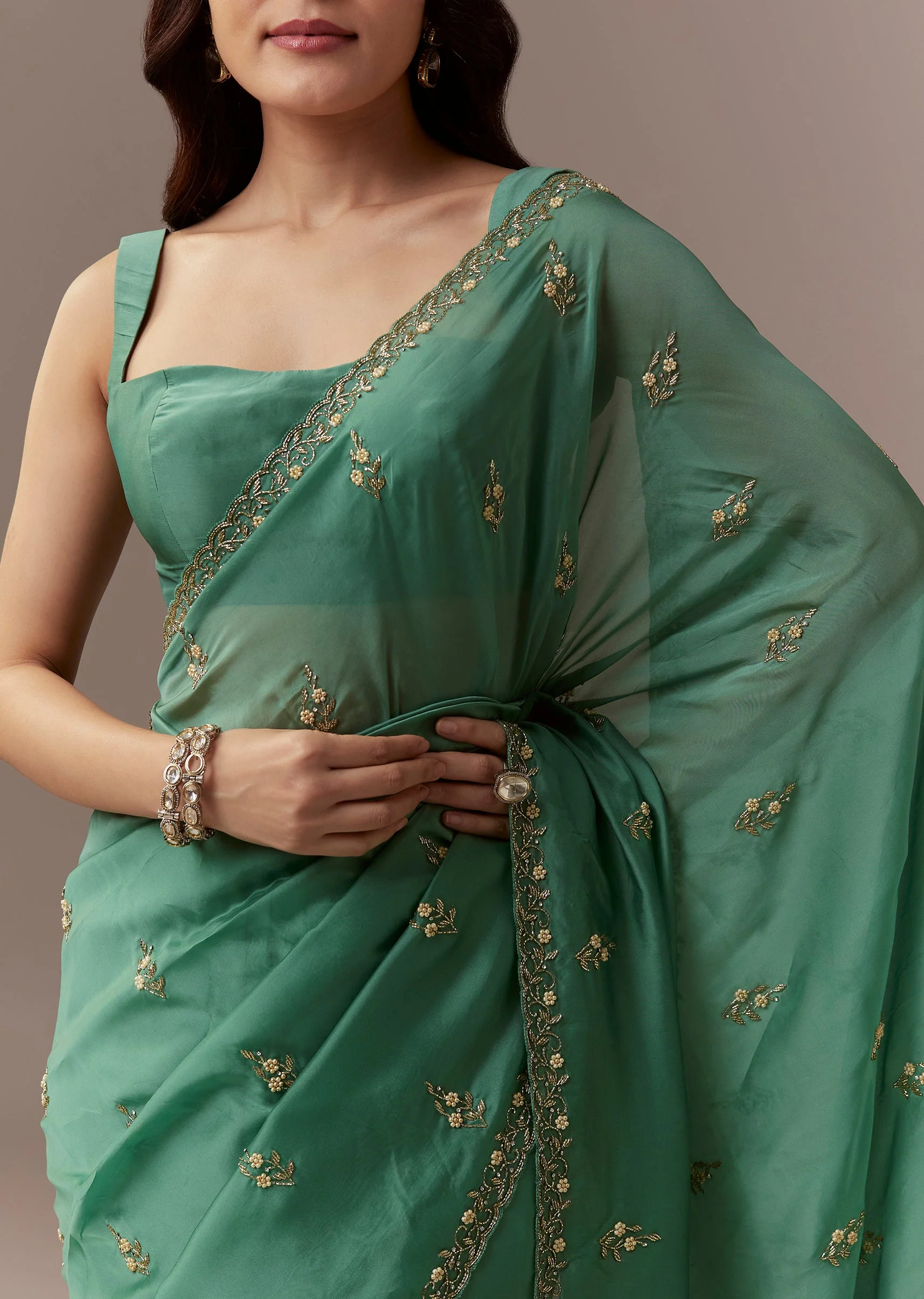 Green Kora Silk Saree With Cutdana Beads And Stone Embroidery - Image 2