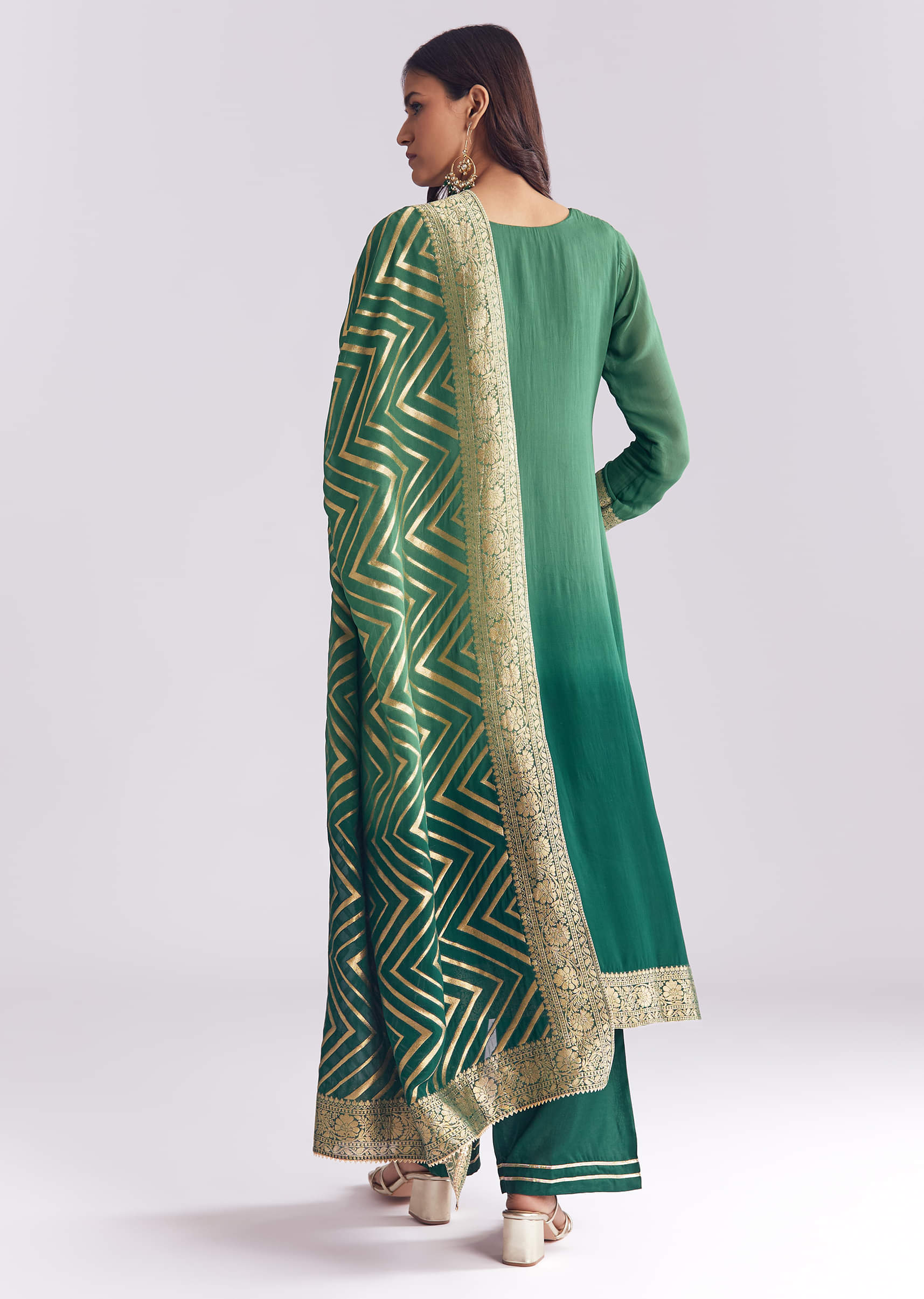 Green Ombre Georgette Kurta Set With Banarasi Weave - Image 5